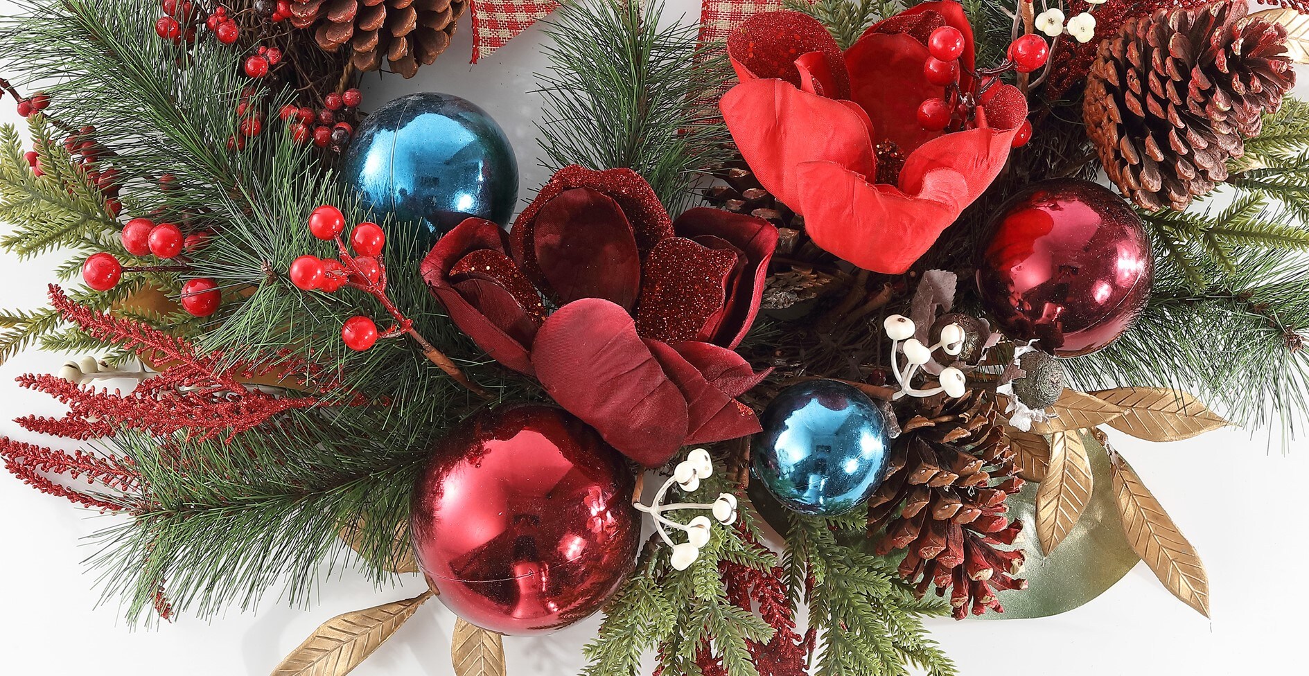 Safavieh FXP1089A Artificial-Christmas-Wreaths - View #6