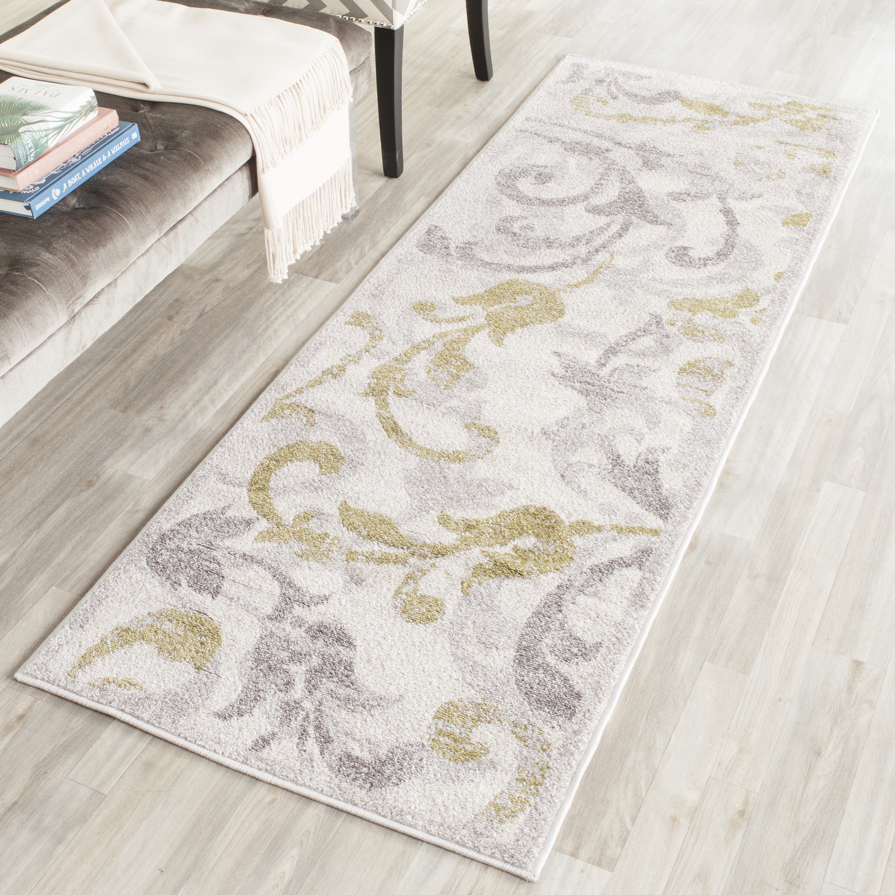 Safavieh AMT428E-211 Amherst Sophia 2 x 11 (ft) Loomed Synthetic Ivory/Light Gray Rectangular Indoor/Outdoor Floral/Botanical Vintage Runner rug