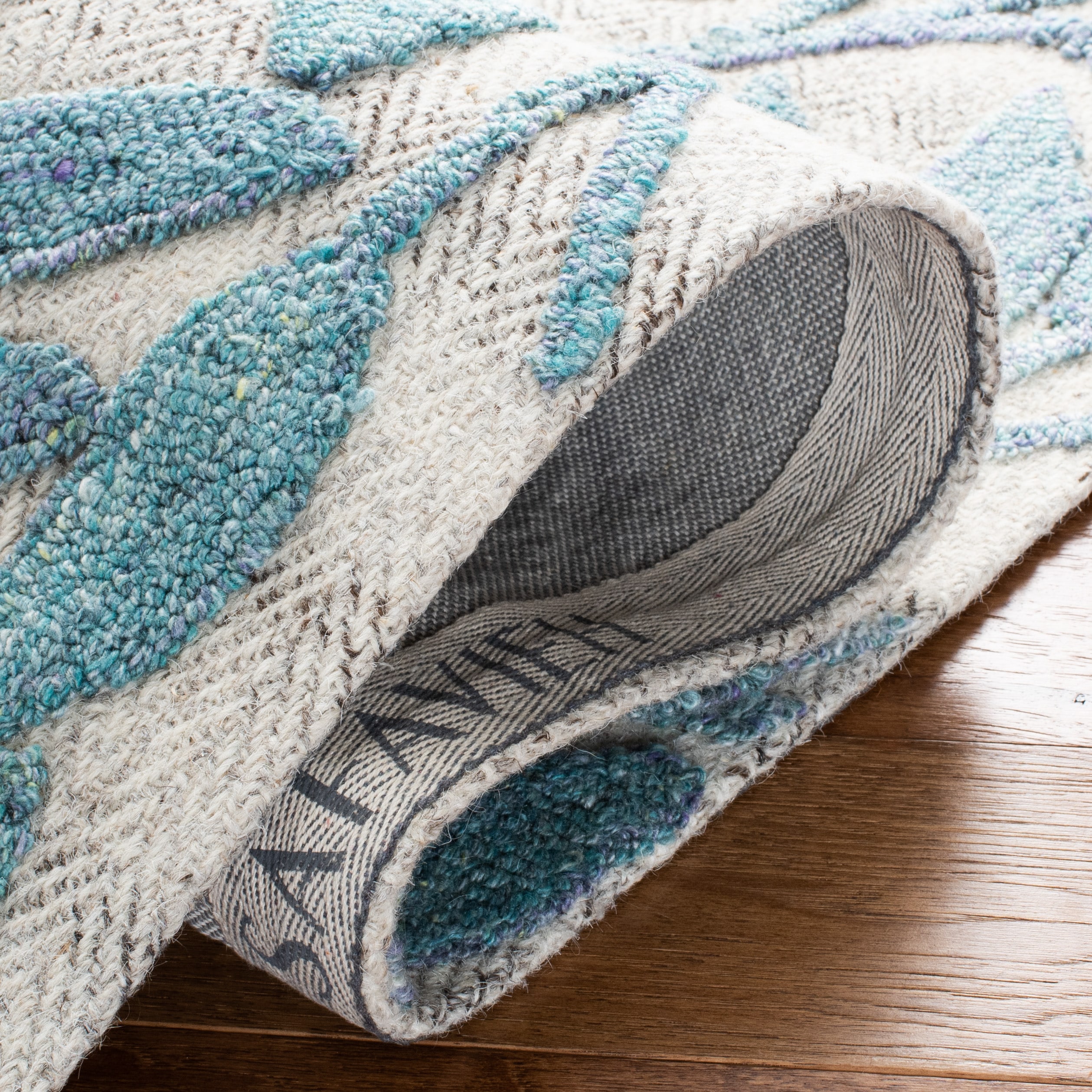 Safavieh SHA302M-4 rugs - View #7