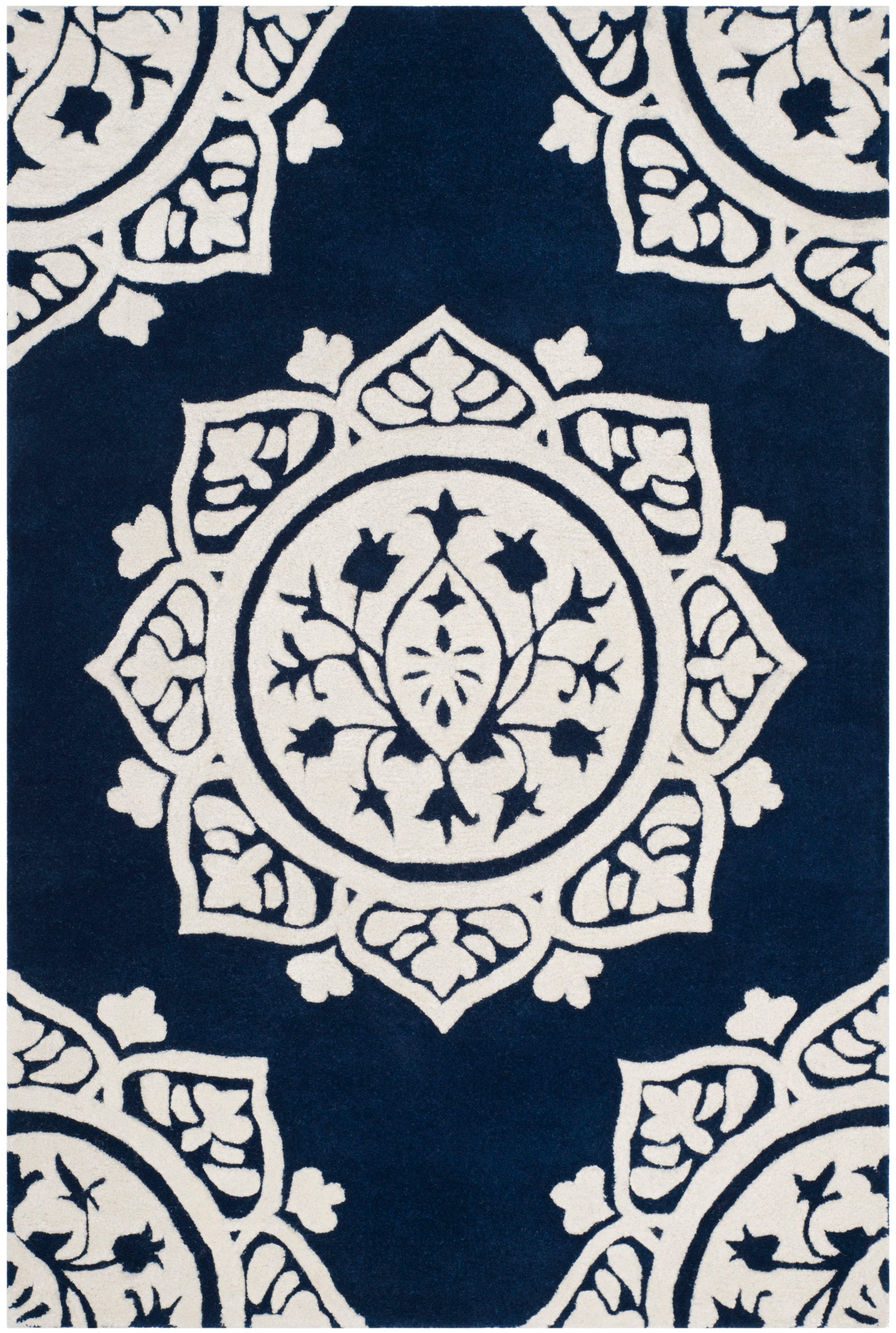 Navy and Ivory Hand-Tufted Wool 4' x 6' Rectangular Rug