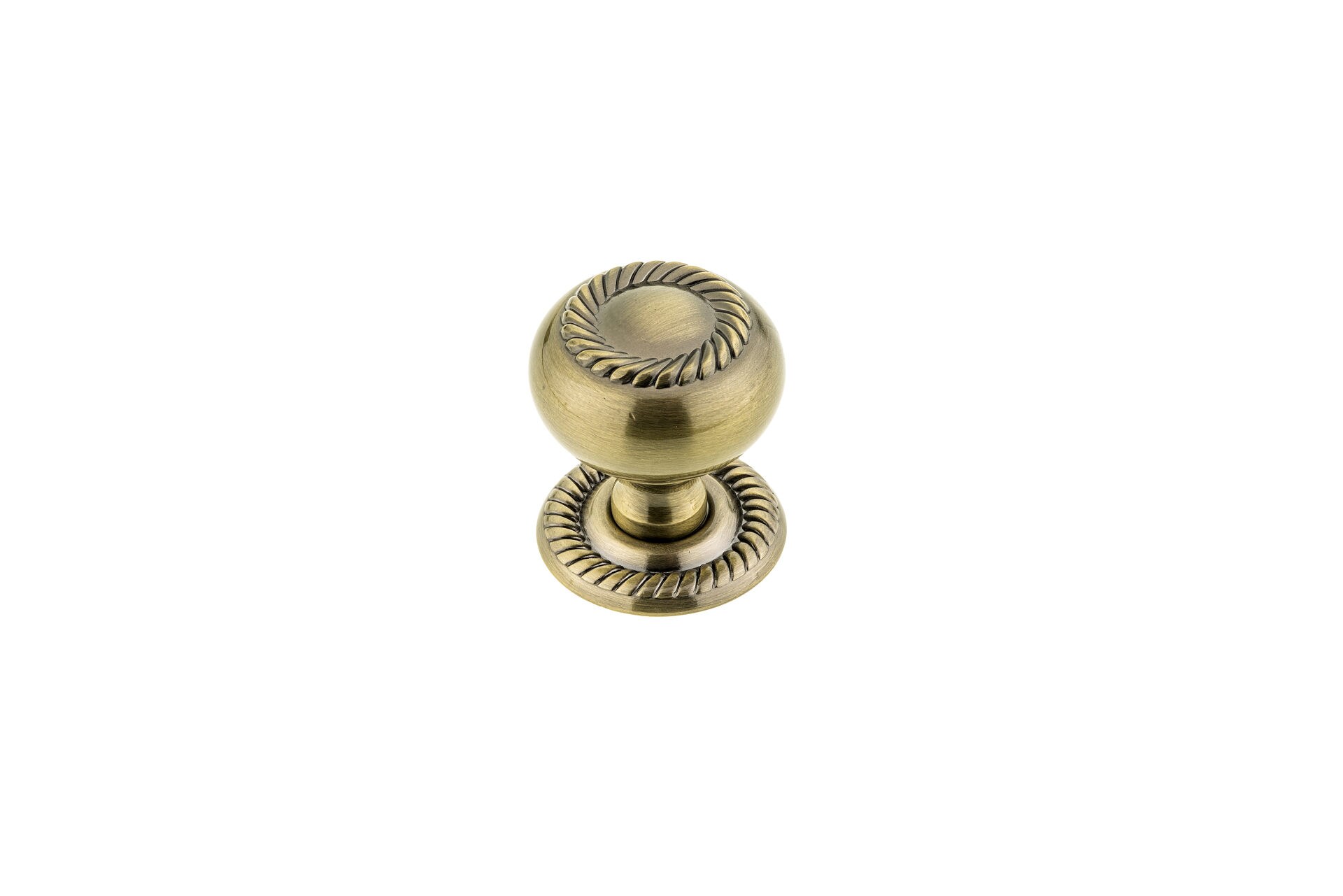 Richelieu Huntingdon 1 14 In Antique English Round Traditional Cabinet Knob In The Cabinet 4555