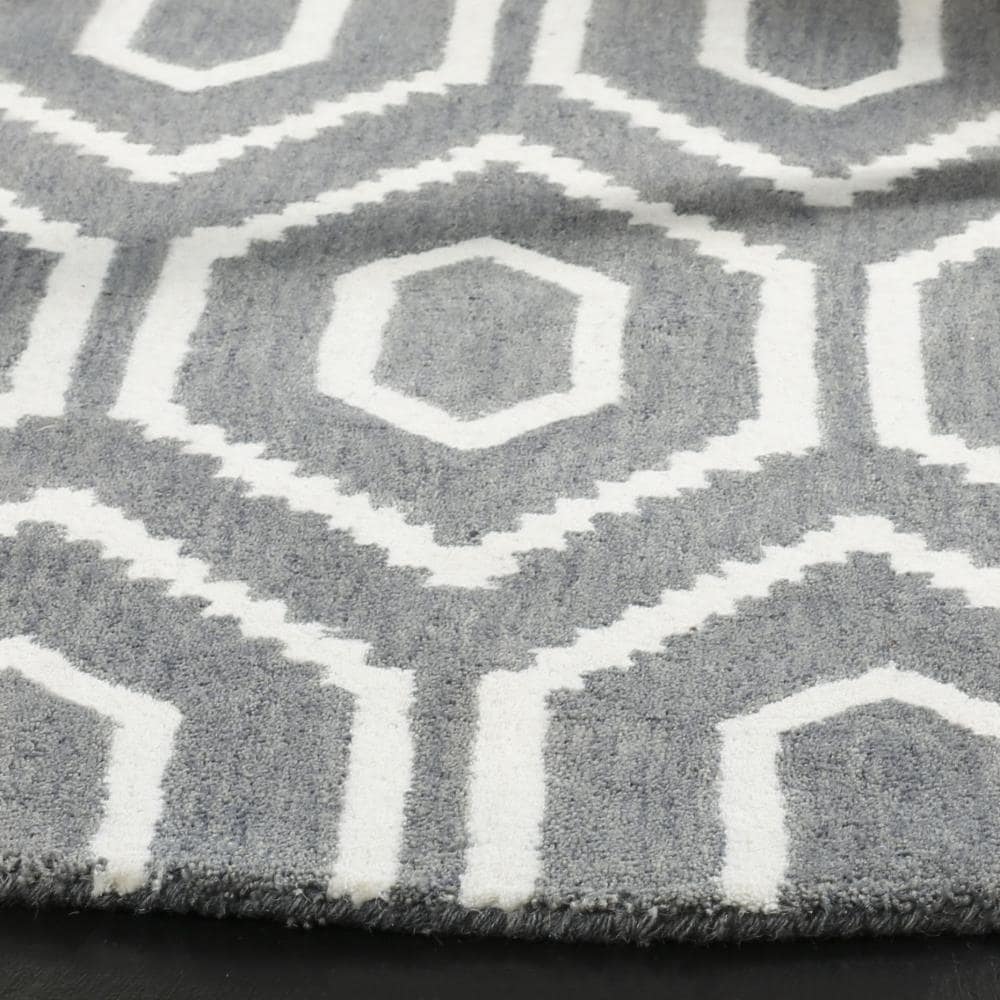 Safavieh HIM902F-6R rugs - View #4