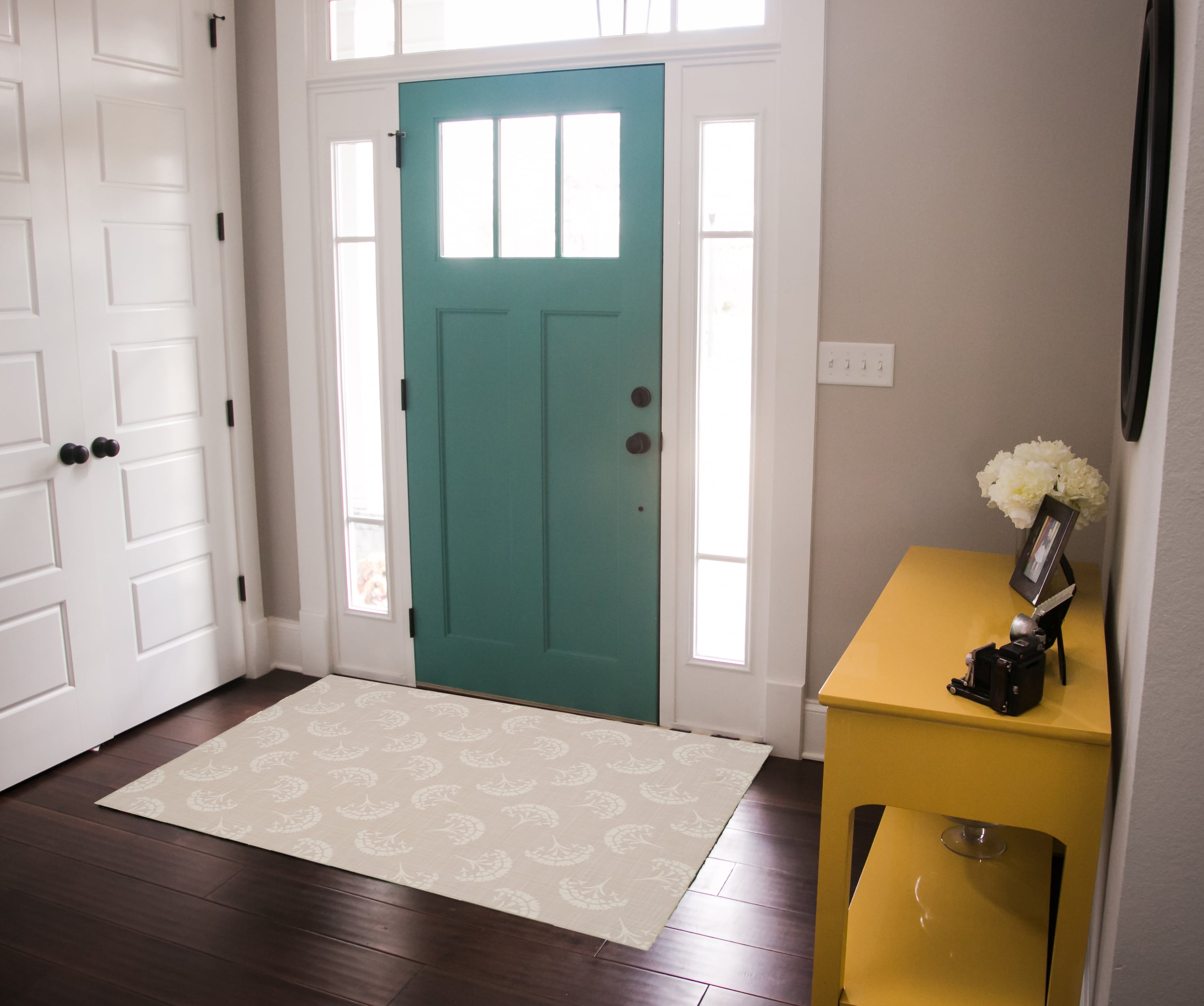 Linon RUGWR3535 3 X 5 Beige/Ivory Indoor Bohemian/Eclectic Machine Washable Area Rug