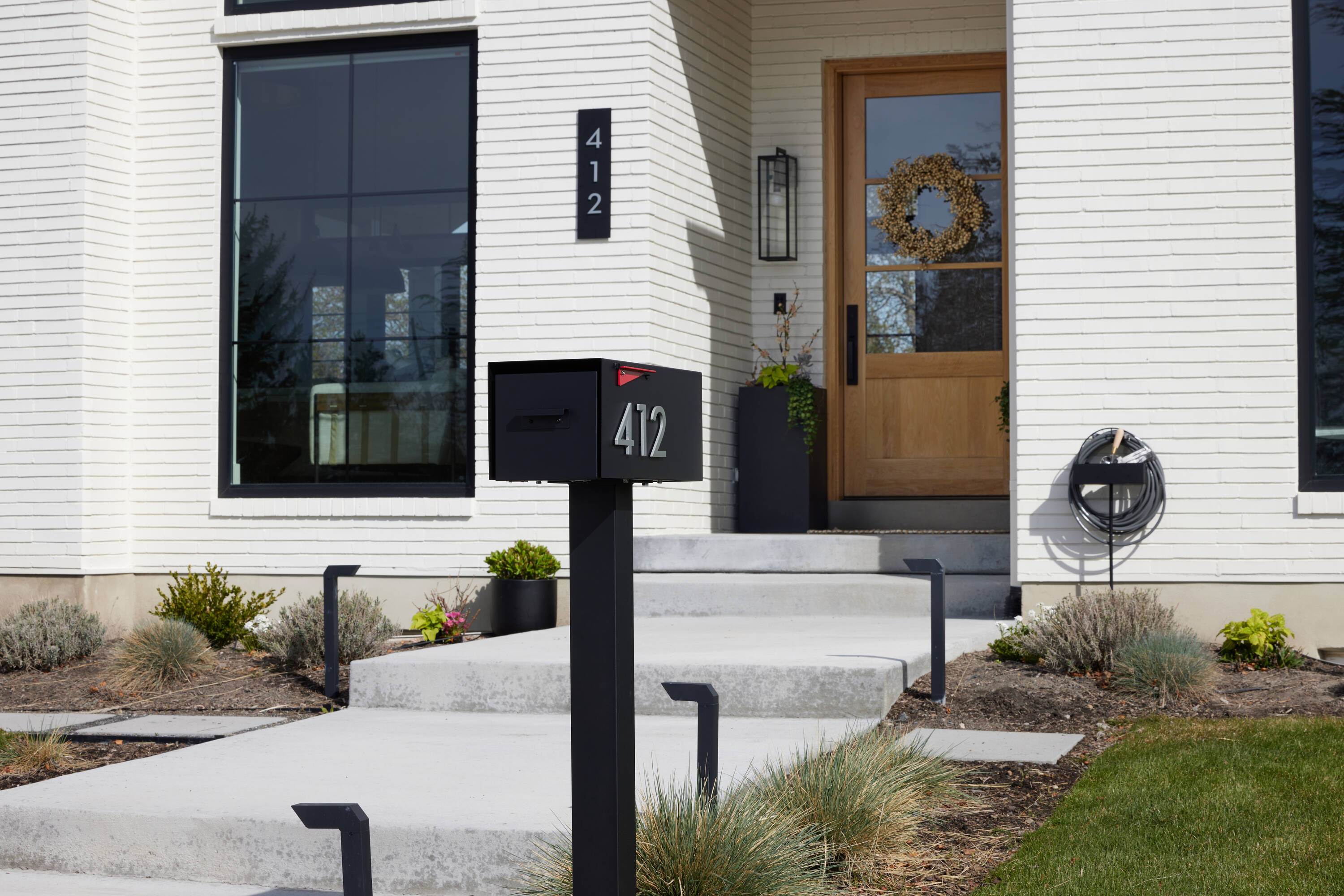 Post & Porch MALONE-BLACK Mailbox-Posts - View #6