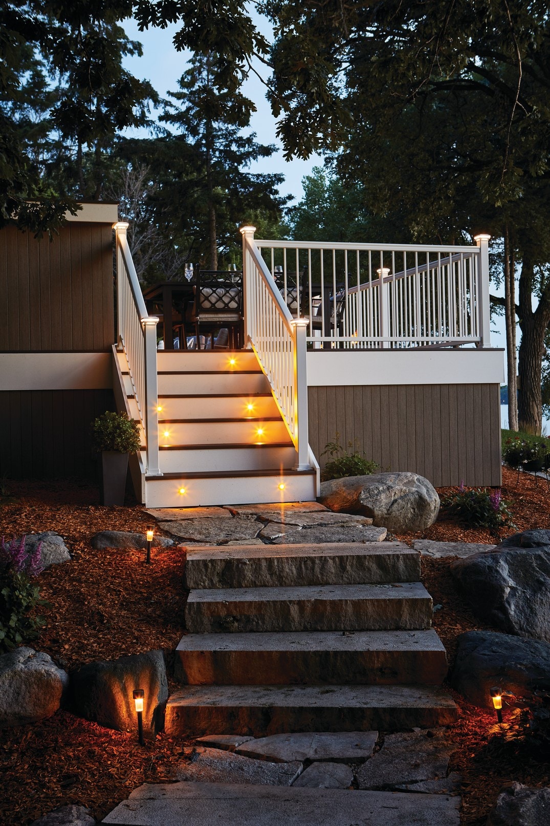 TimberTech AZTIX36UNLP6W railings - View #6