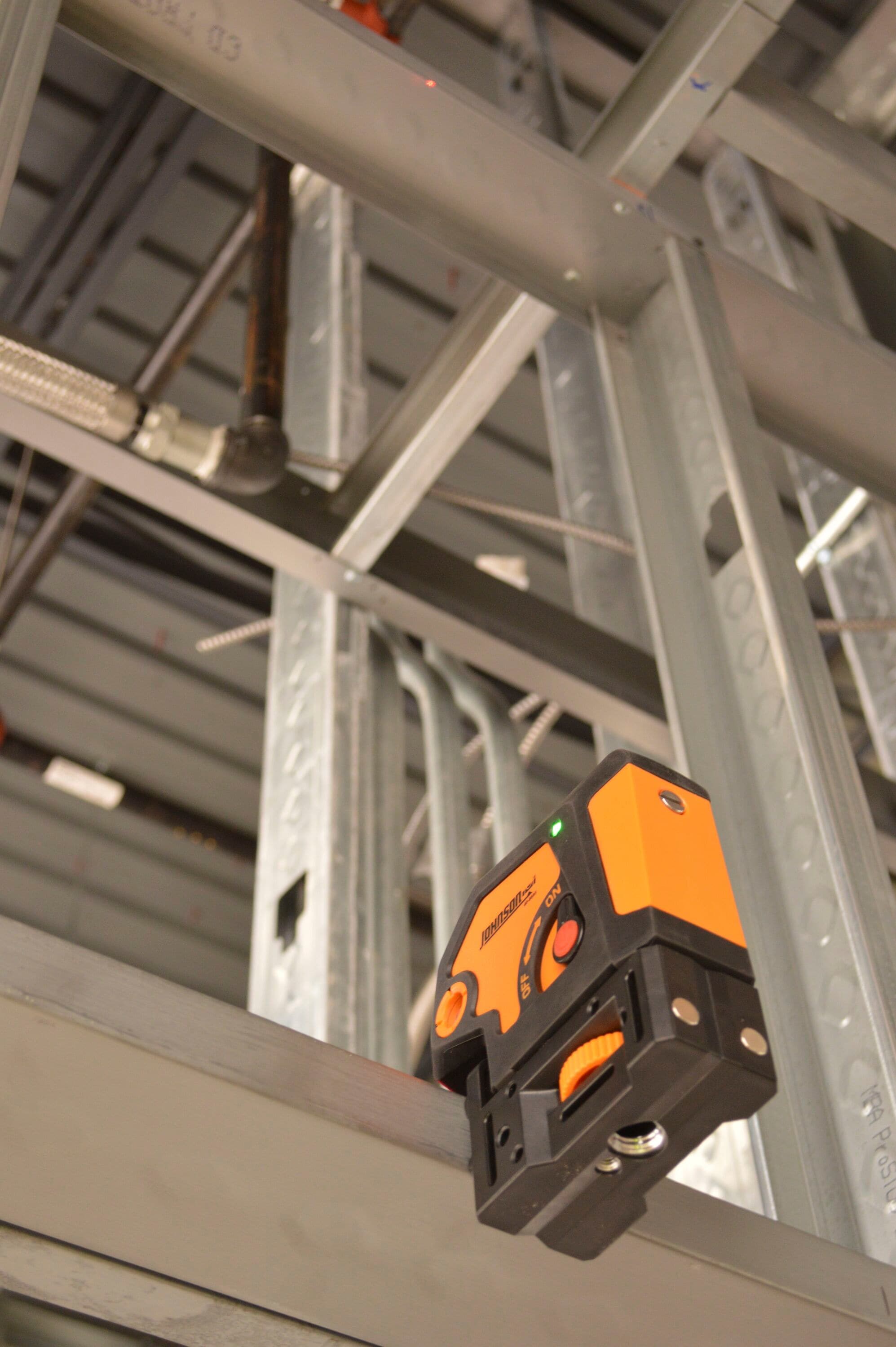 Johnson Level 40-6695 Laser-Level - View #4