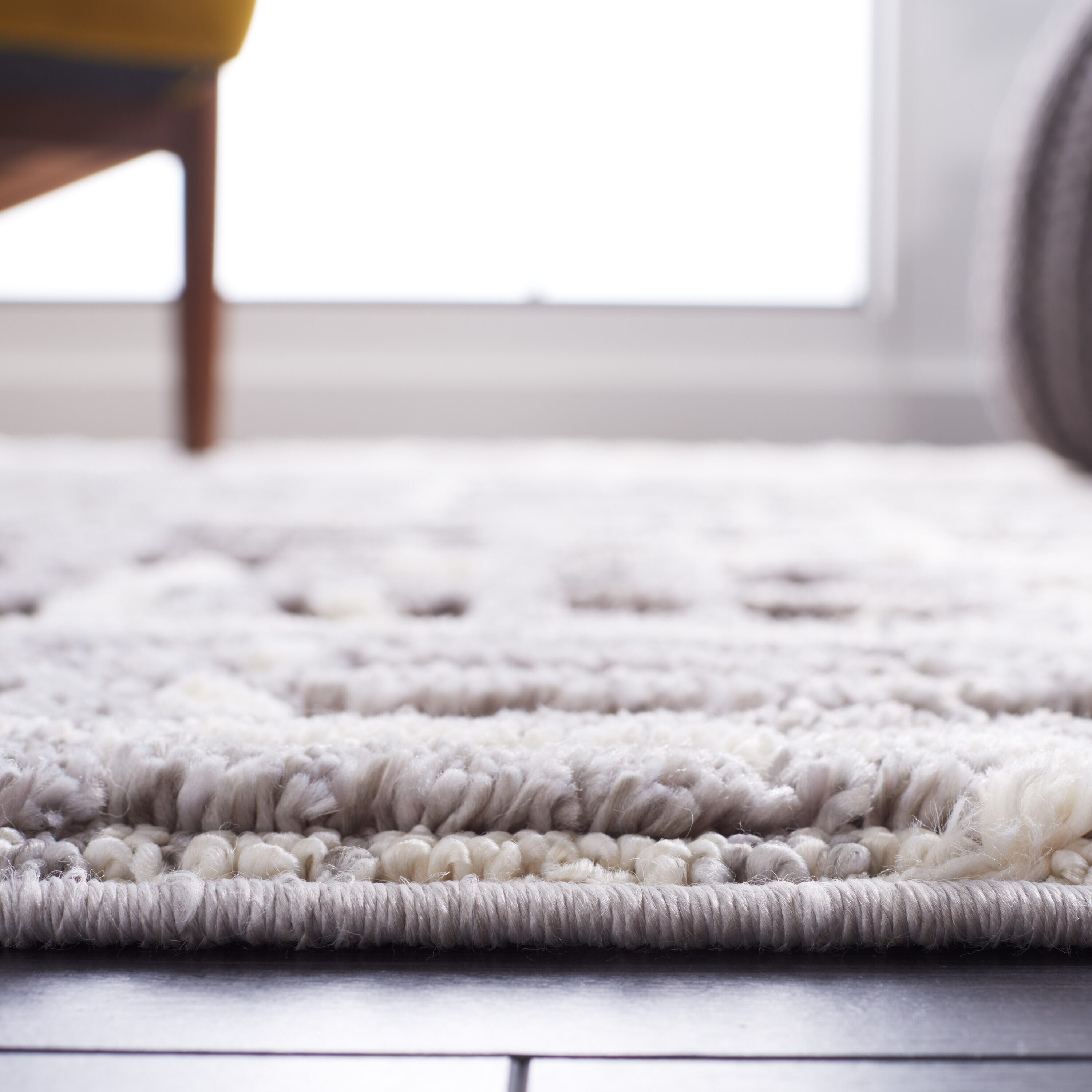 Safavieh MRK544A-7SQ rugs - View #4