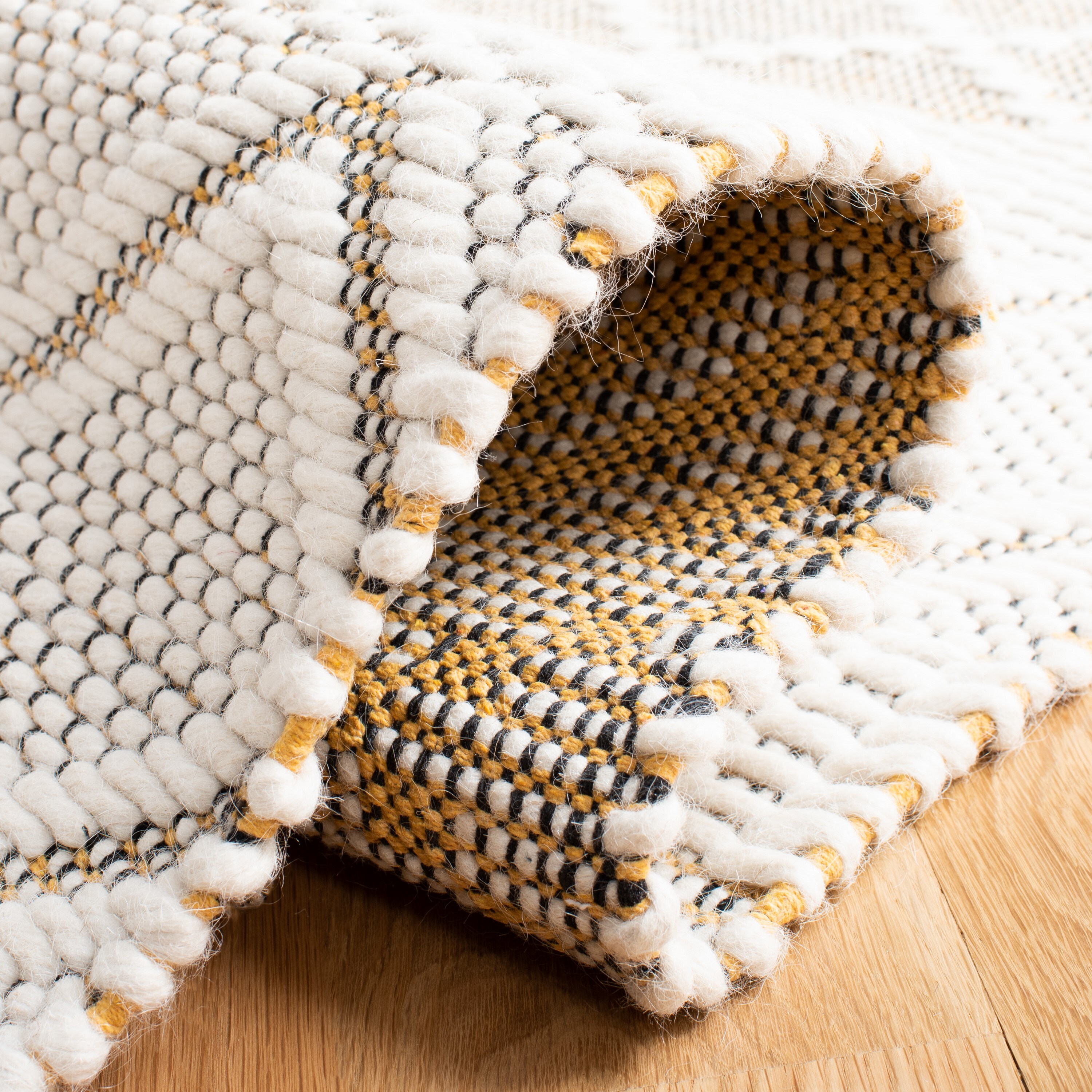 Safavieh NAT854C-3 rugs - View #5