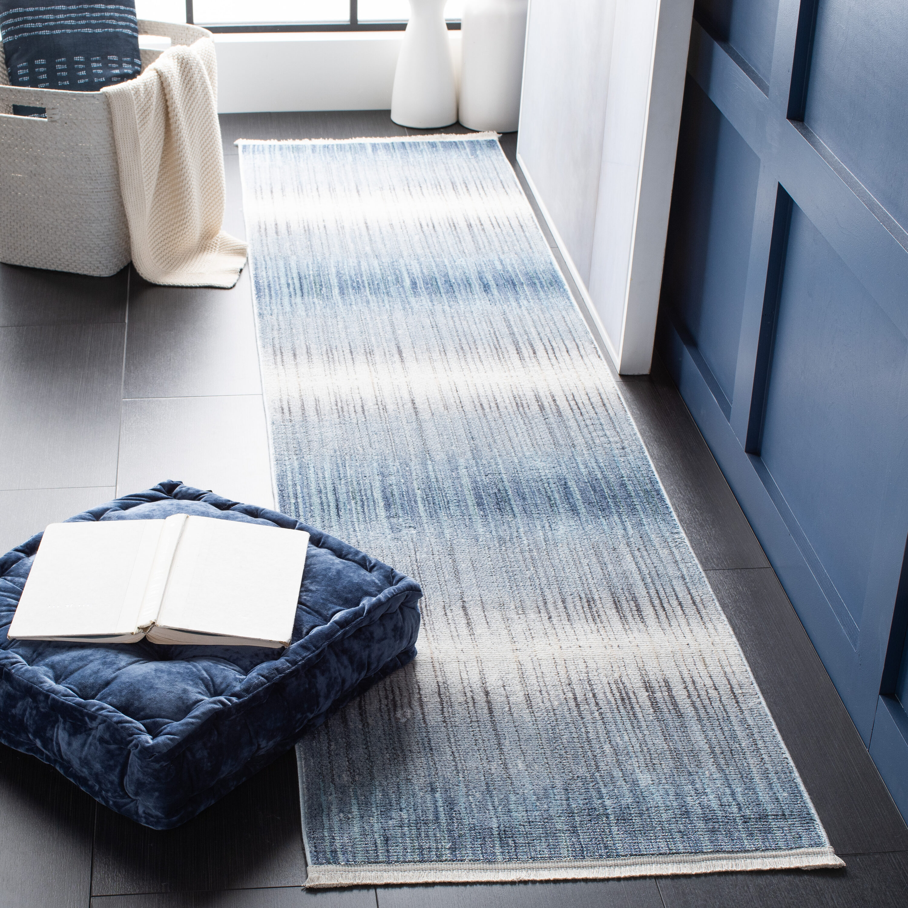 Dream 472M Blue/Ivory 2 x 8 Rectangular Runner rug