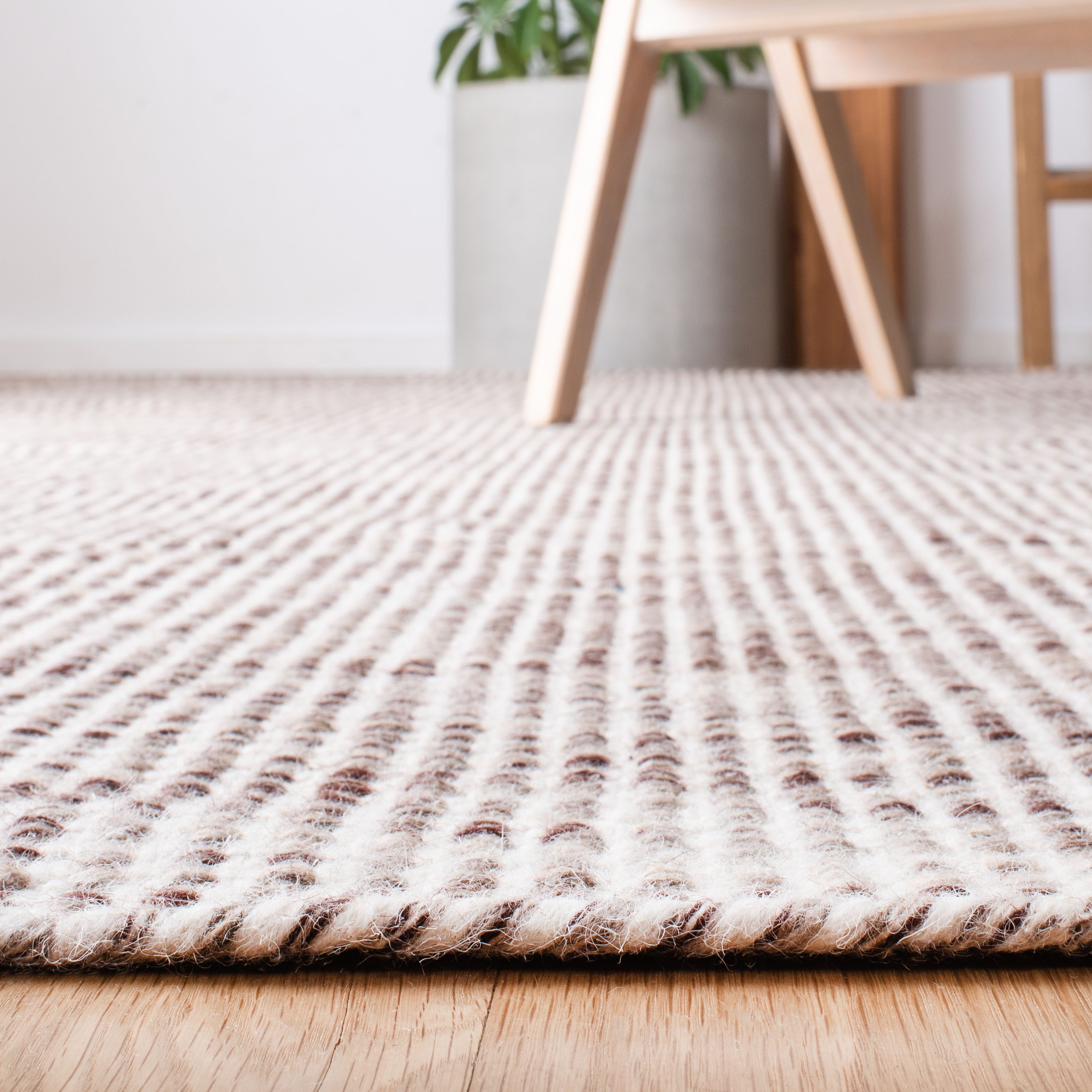 Safavieh VRM805T-28 rugs - View #5
