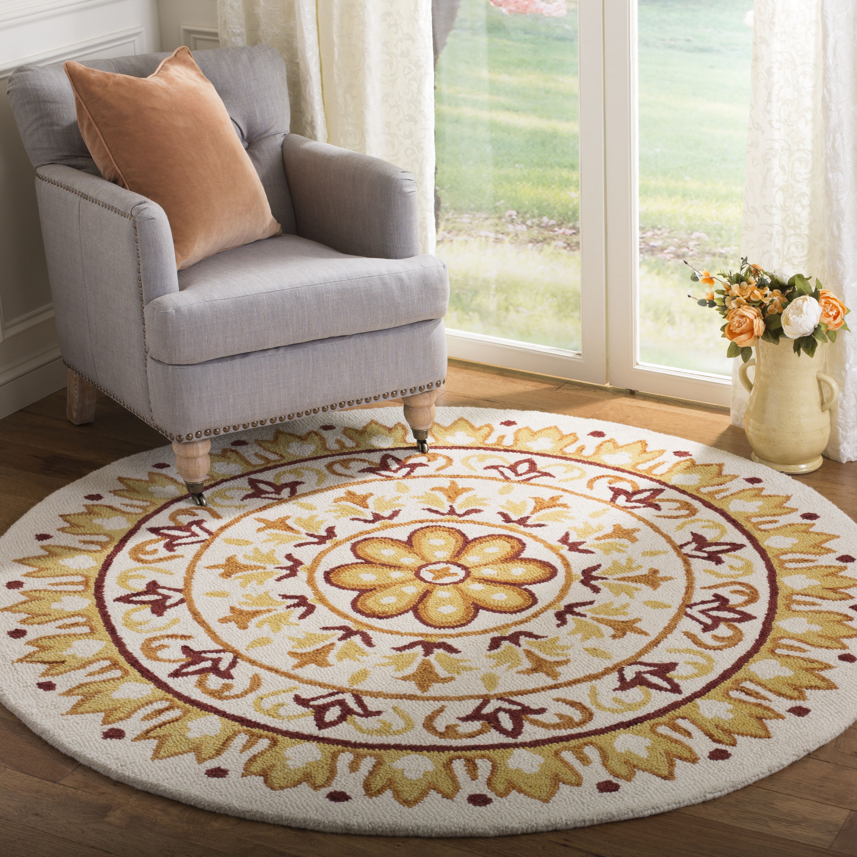 Safavieh NOV607D-4R Novelty Swantje 4 x 4 (ft) Tufted Wool Ivory/Gold Round Indoor Floral/Botanical Area rug