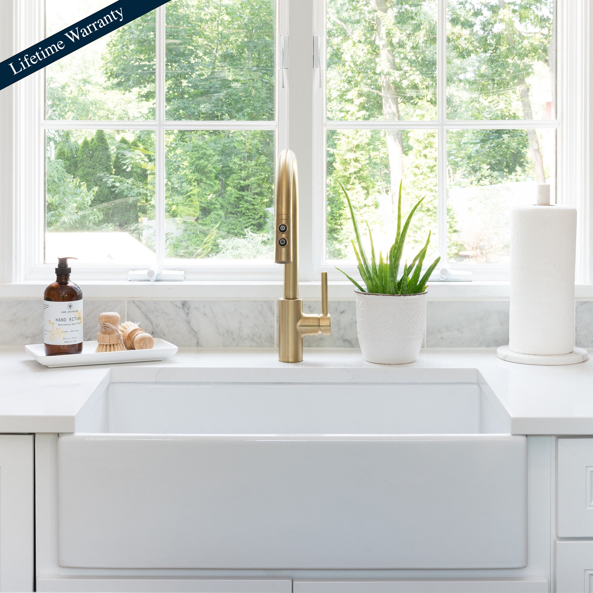 SINKOLOGY SK404-30FC Turner Farmhouse apron front 30-in x 18-in Fireclay Single bowl Kitchen Sink