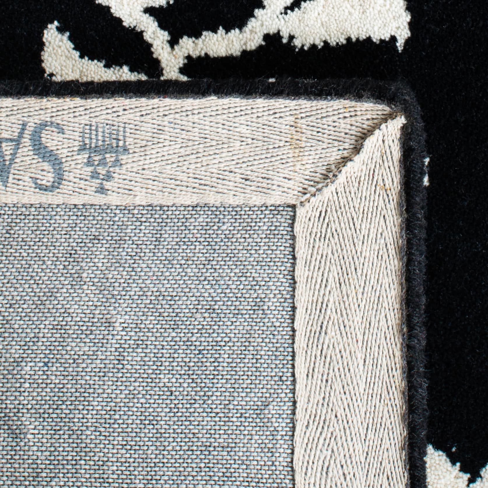 Safavieh SOH212A-4 rugs - View #4