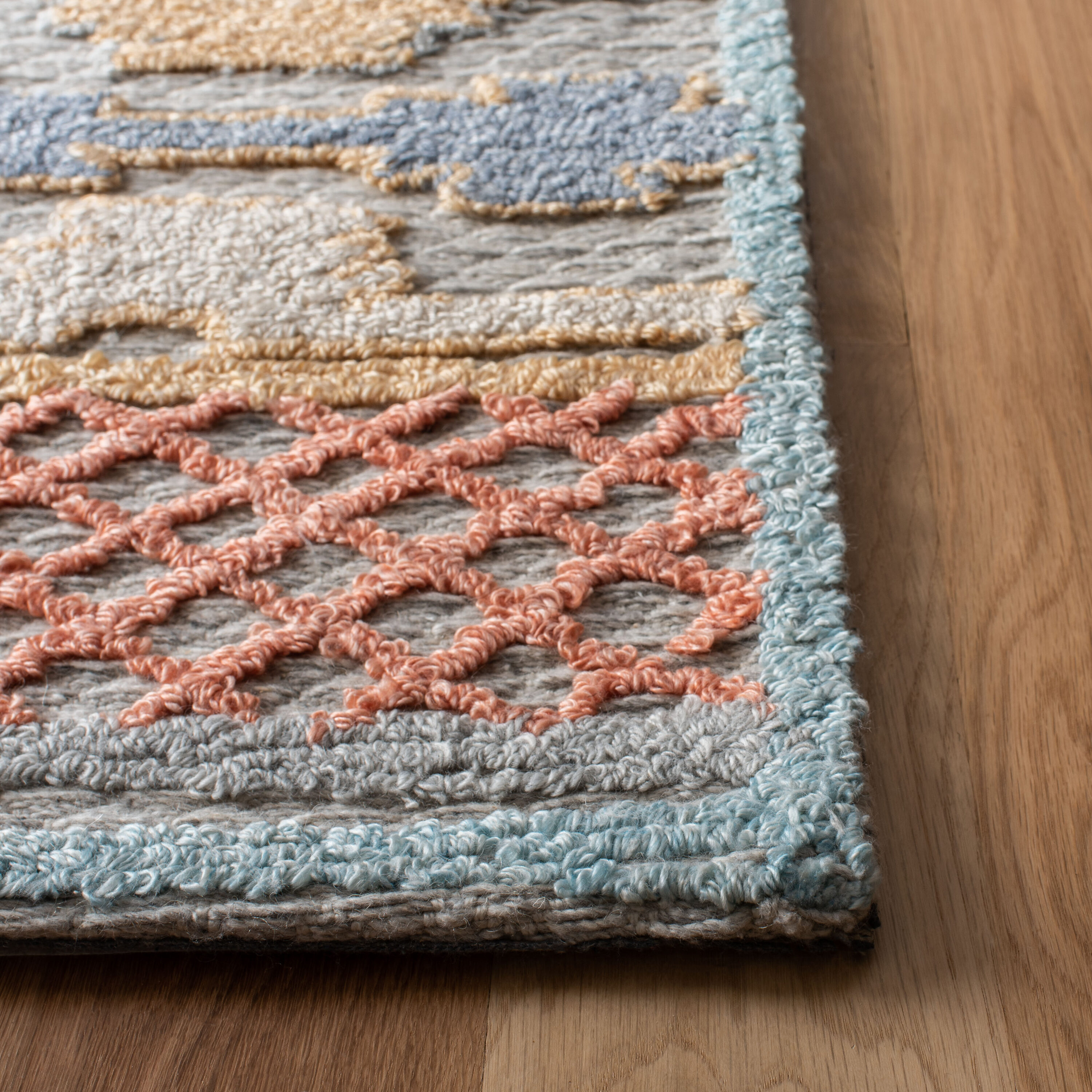 Safavieh TRC221M-4 rugs - View #3