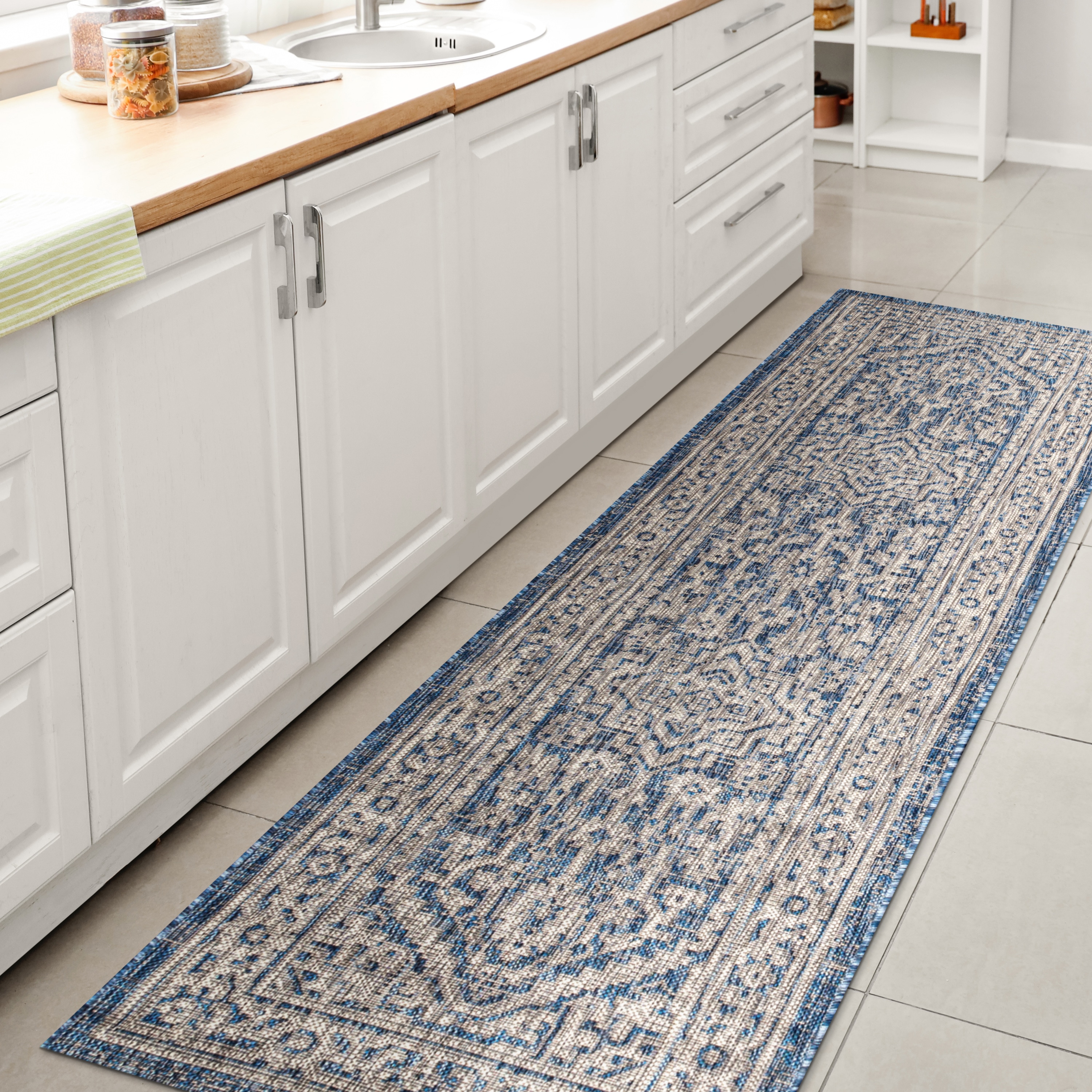 JONATHAN  Y SMB101B-28 Santa Monica Sinjuri Textured Weave 2 x 8 (ft) Loomed Polypropylene Navy/Gray Rectangular Indoor/Outdoor Border Coastal Runner rug