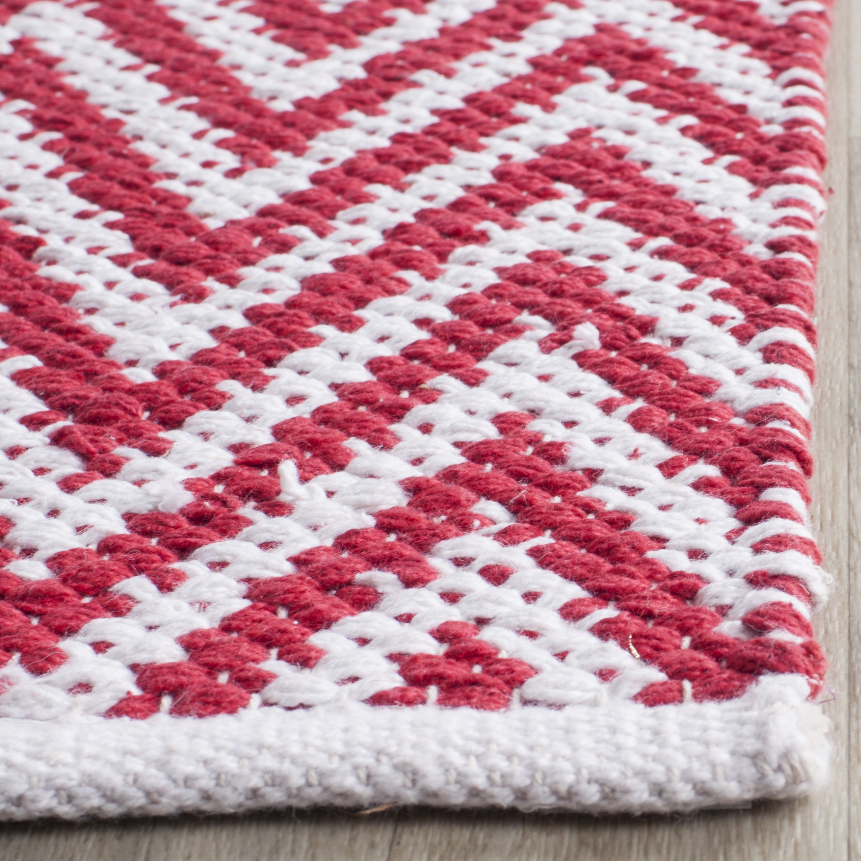 Coastal Charm Red/Ivory Handwoven Cotton 5'x7' Area Rug