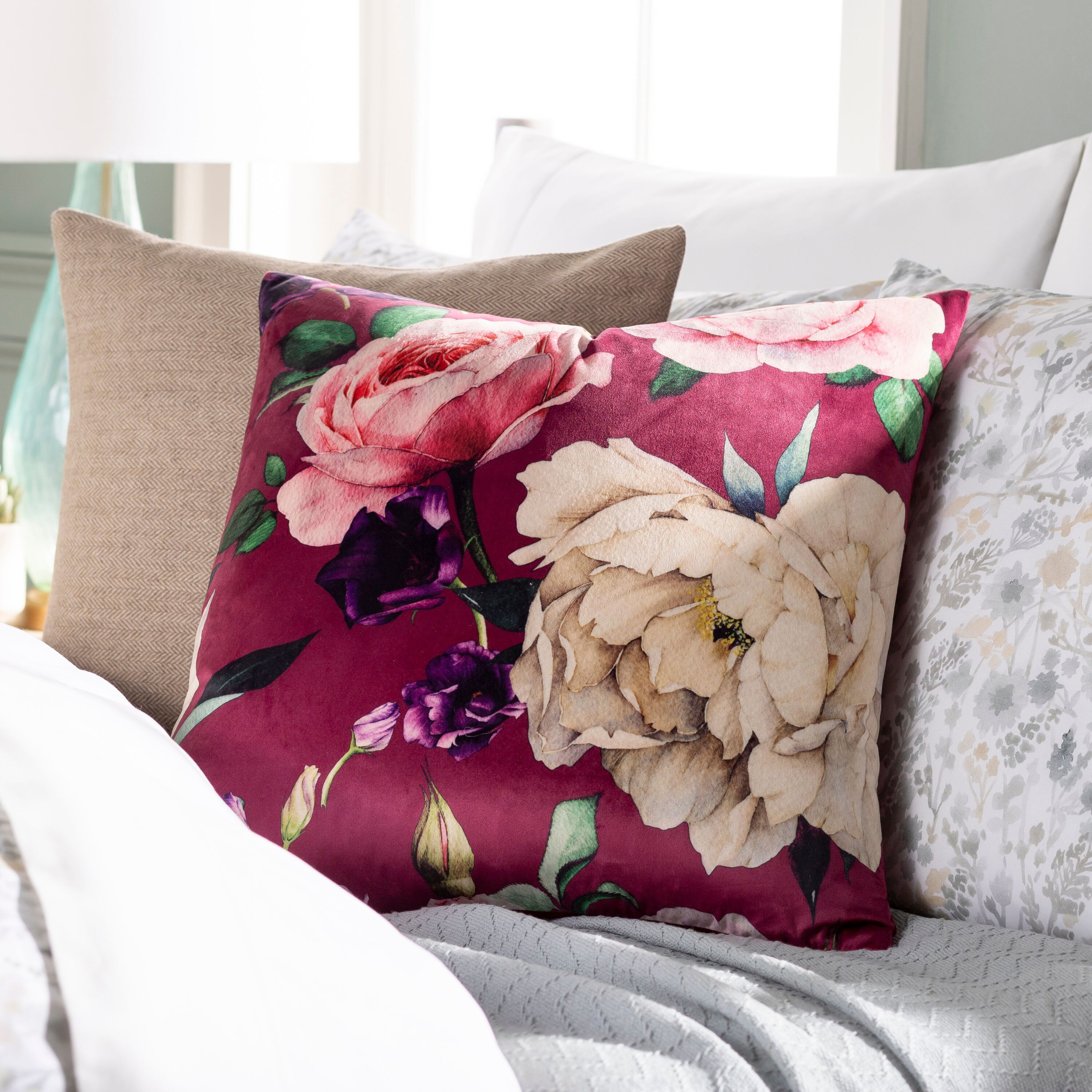 Surya LII002-2222D Accent-Pillows - View #2