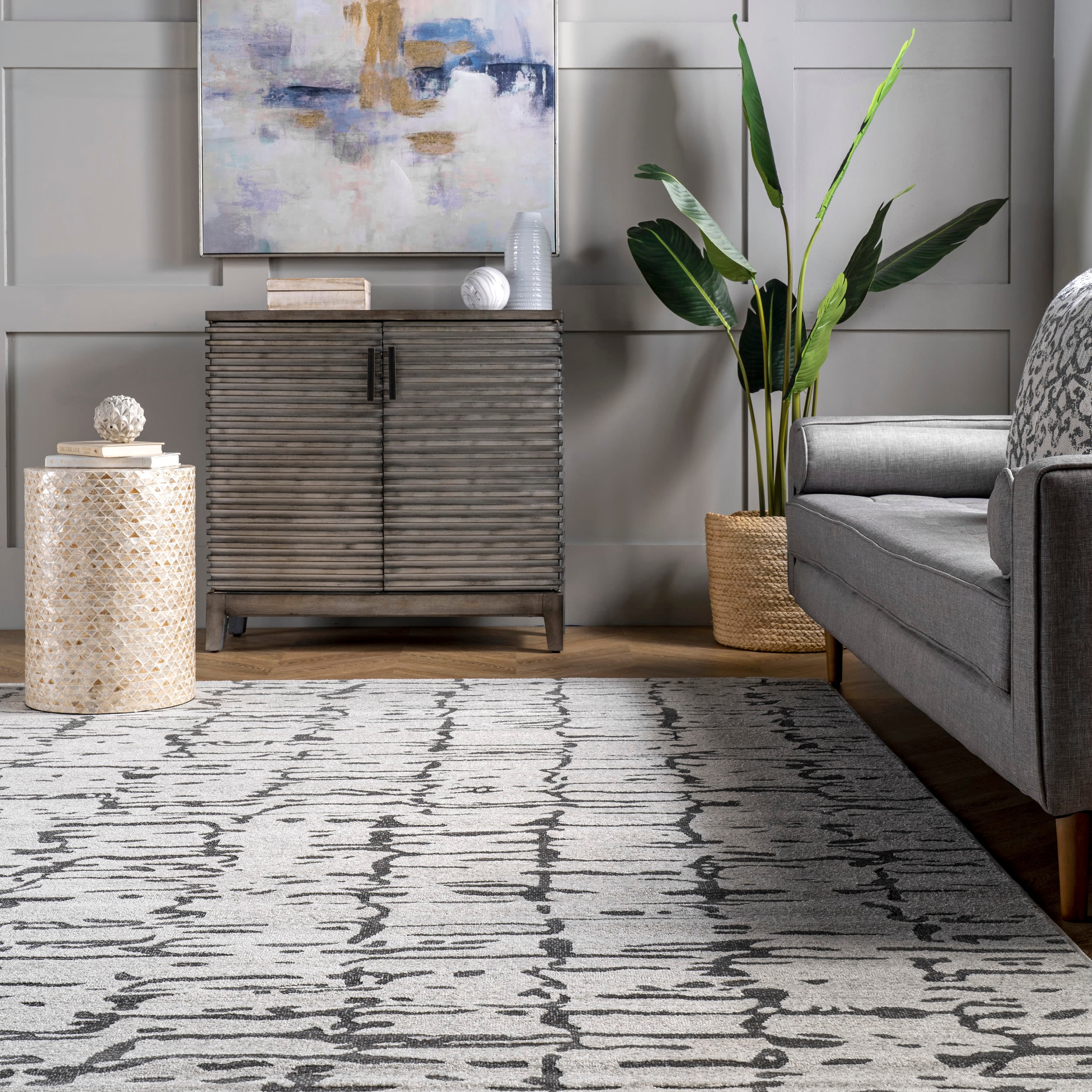 Ivory Tufted Reversible Abstract Synthetic 4' x 6' Area Rug