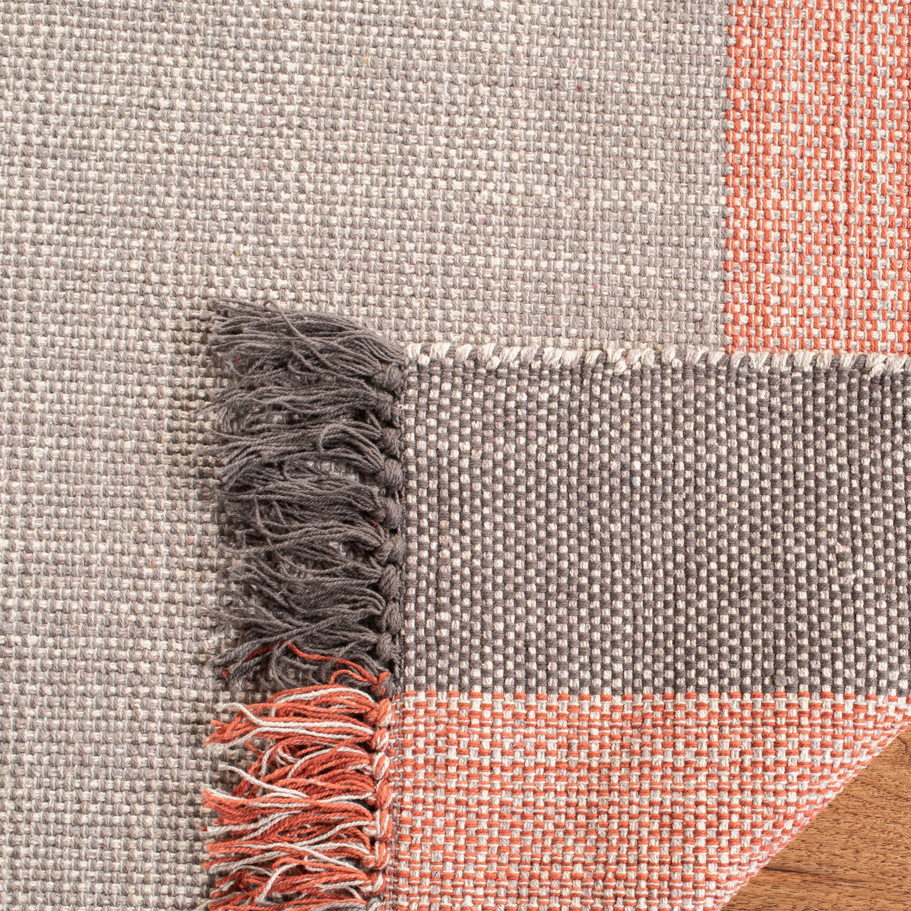 Safavieh MTK301P-3 rugs - View #4