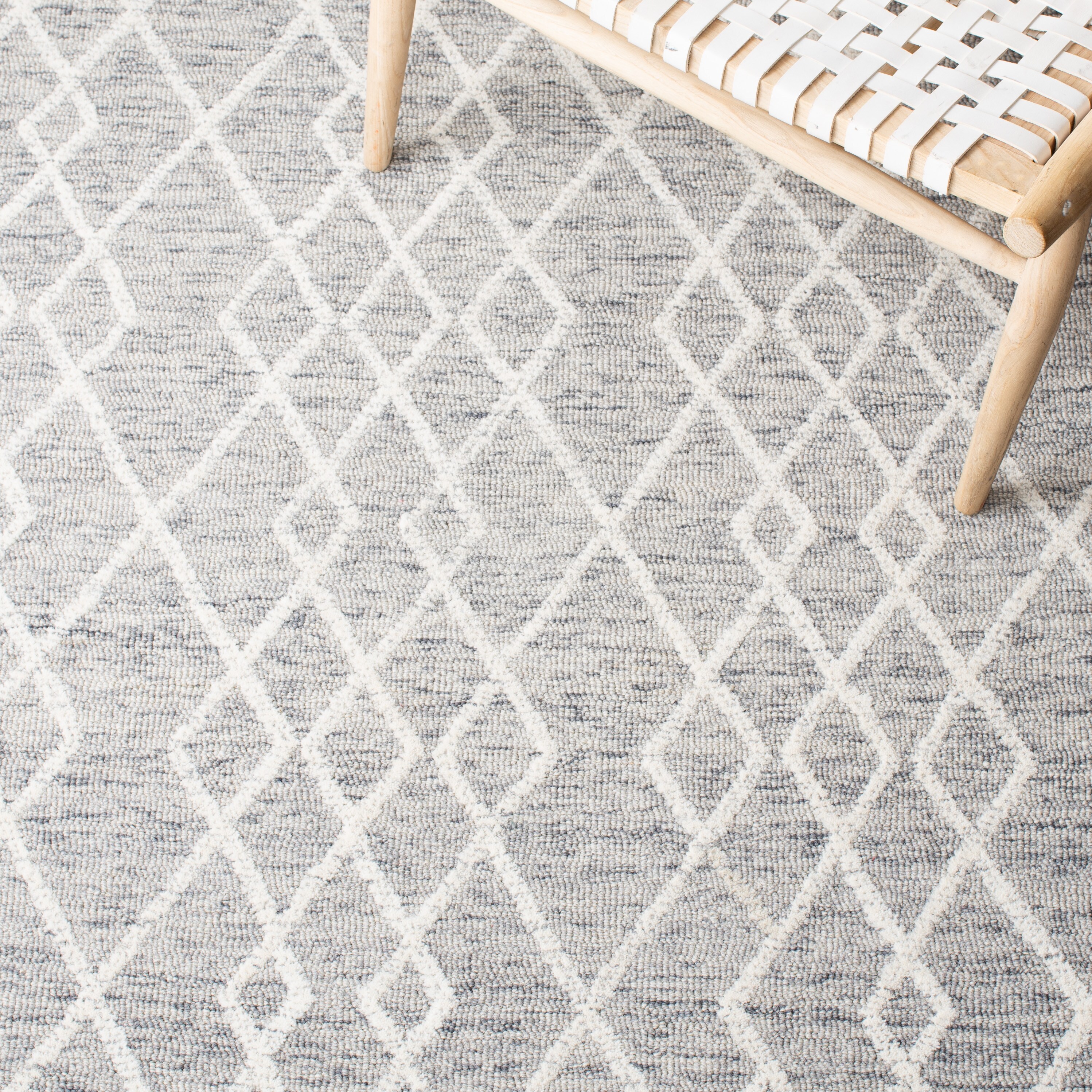 Safavieh MET994F-5 rugs - View #8