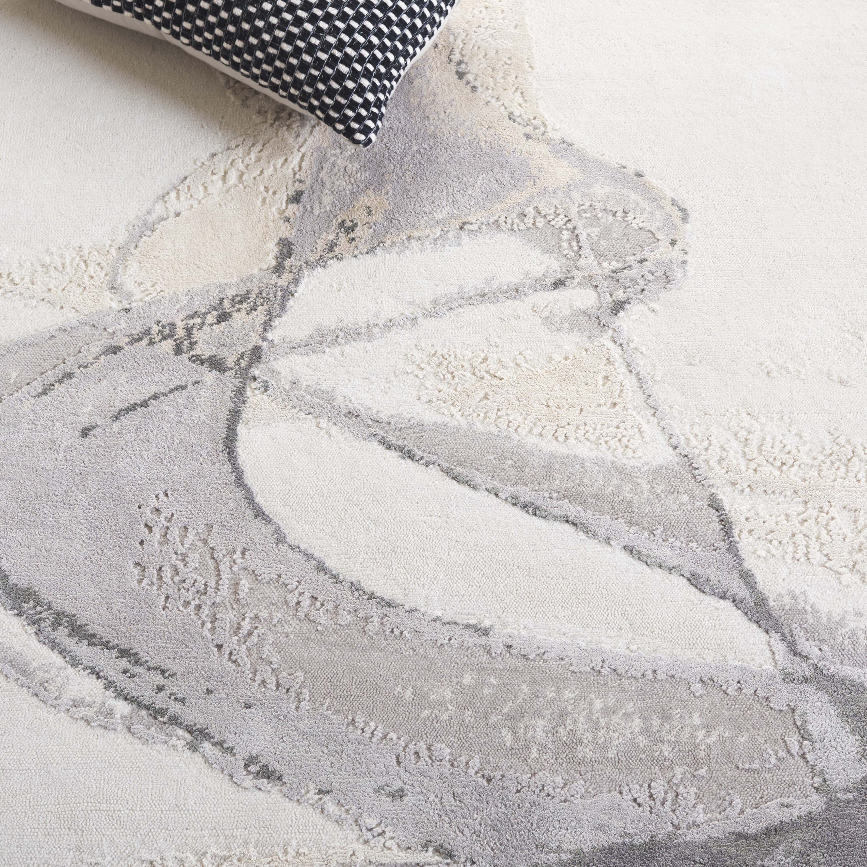 Safavieh CEN401F-9 rugs - View #4
