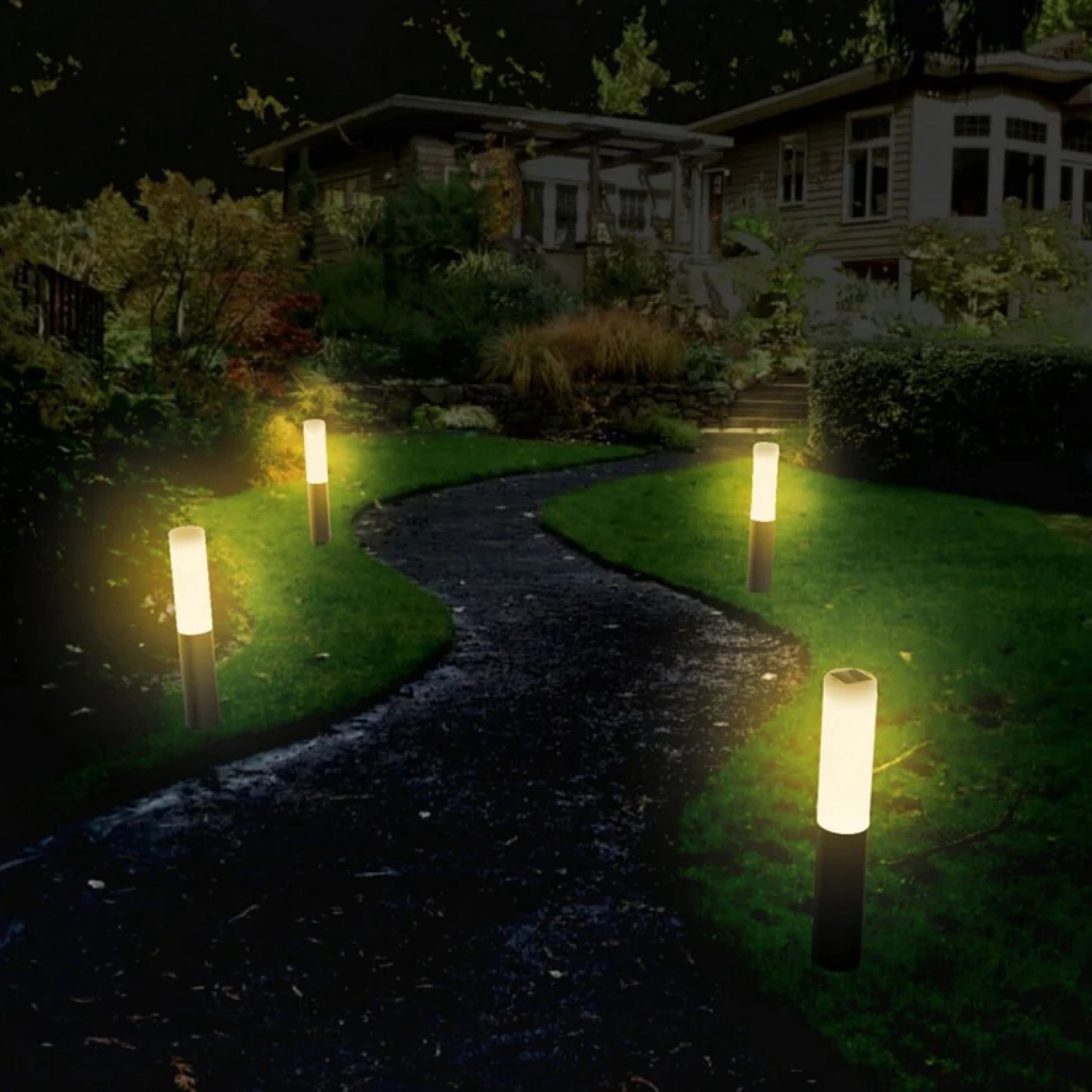 Black Solar LED Pathway Light with Dusk to Dawn Sensor