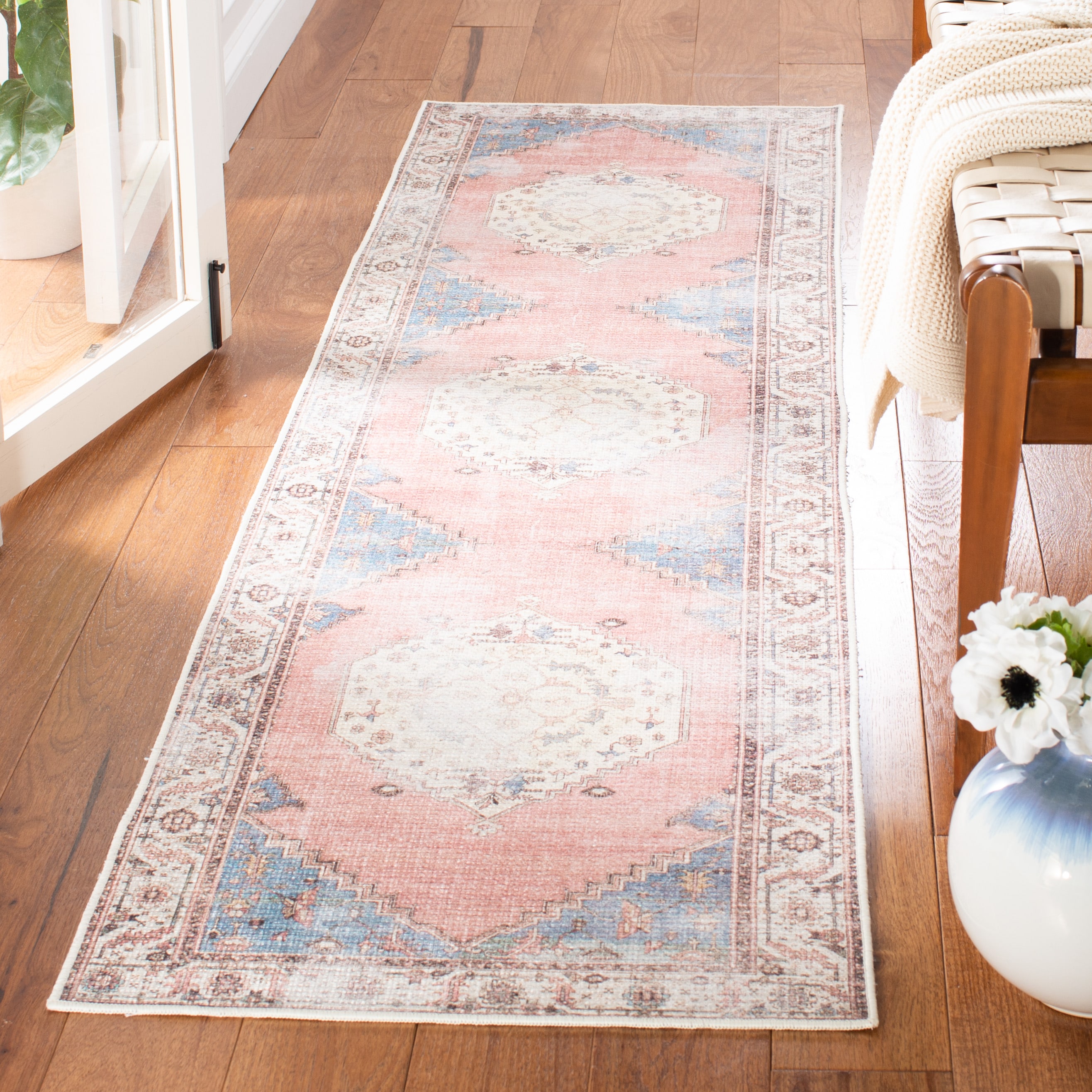 Safavieh SEP357A-28 Serapi 2 x 8 (ft) Loomed Cotton Ivory/Pink Rectangular Indoor Border Machine washable Runner rug