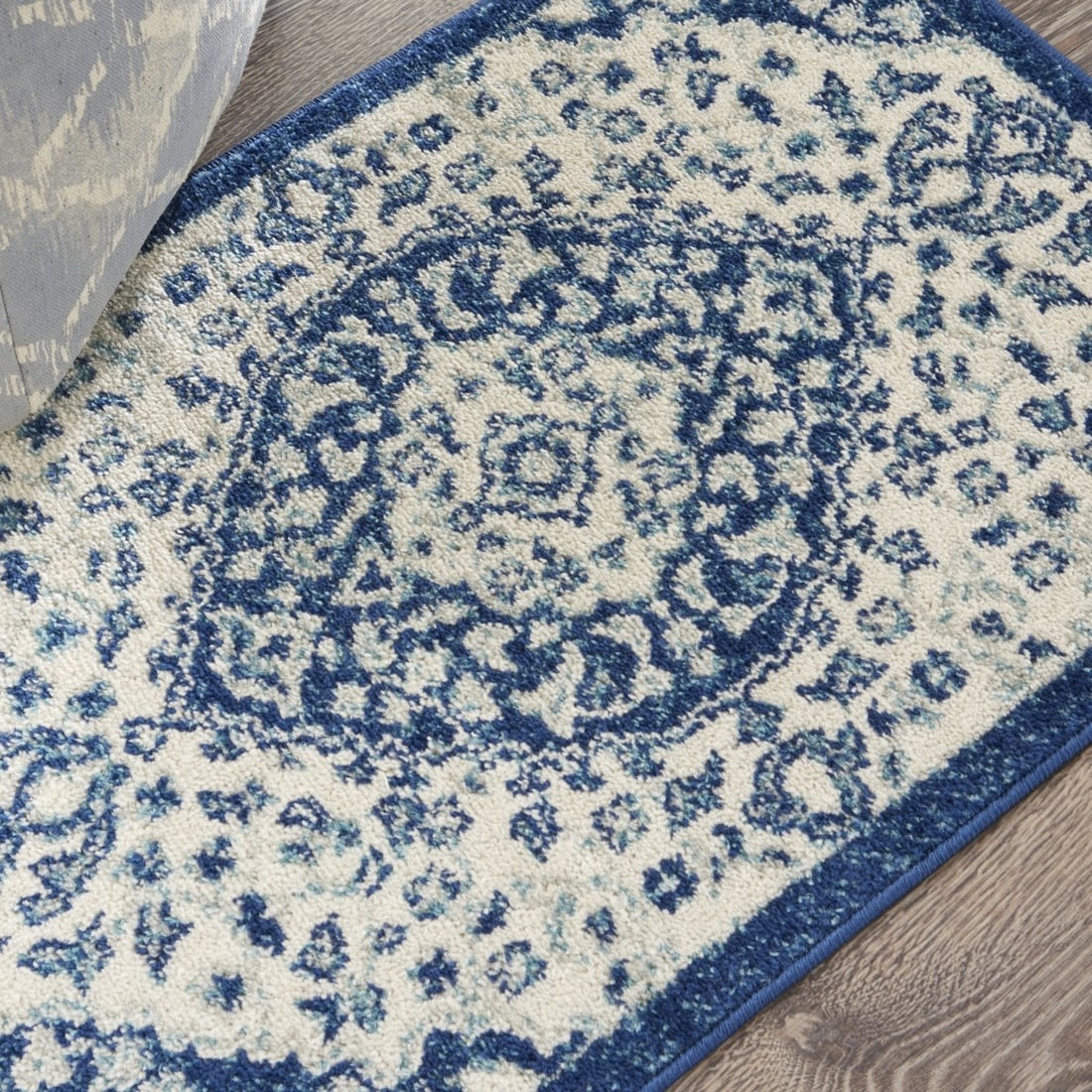 HomeRoots 4000385623 rugs - View #5