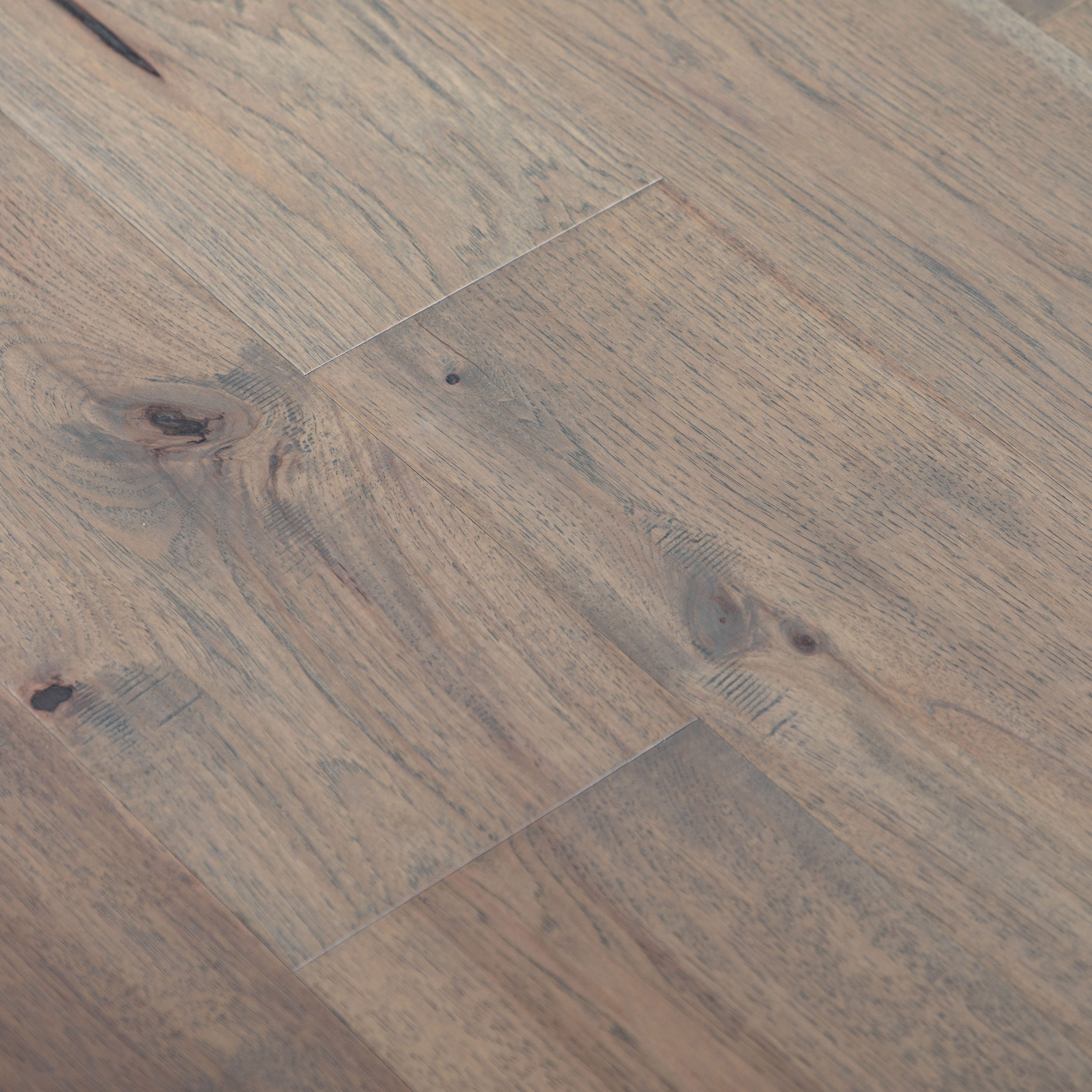 NATU EVC75HIGB1900E XL SPC Wood Hickory Glazed Hickory 7-1/2-in W x 3/8-in T x Varying Length Wirebrushed Engineered Hardwood Flooring ( 19.43-sq ft / Carton )