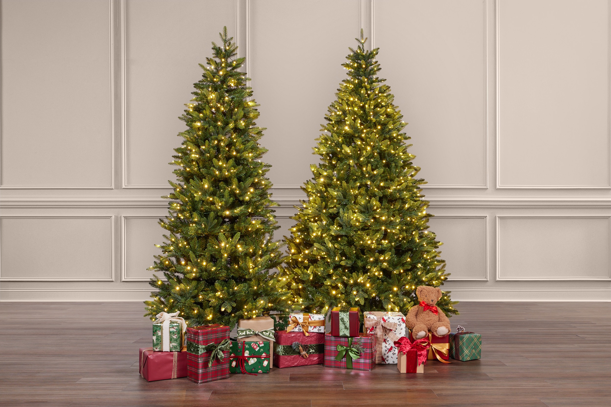 Holiday Living 7.5-ft Everett Fraser Fir Pre-lit LED Artificial ...