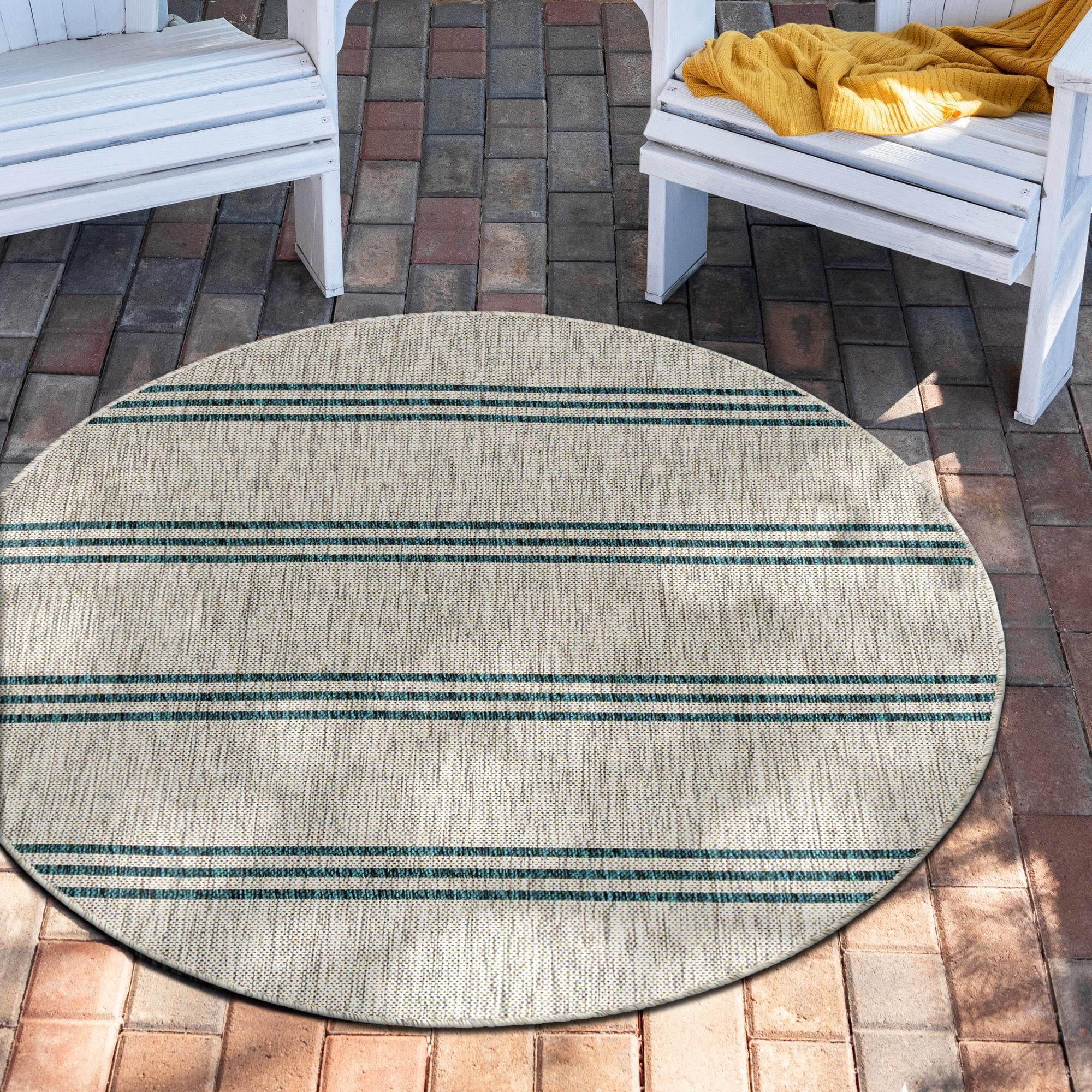 Unique Loom 3152656 Jill Zarin Outdoor 7 x 7 (ft) Loomed Polypropylene Light Gray Round Indoor/Outdoor Stripe Area rug