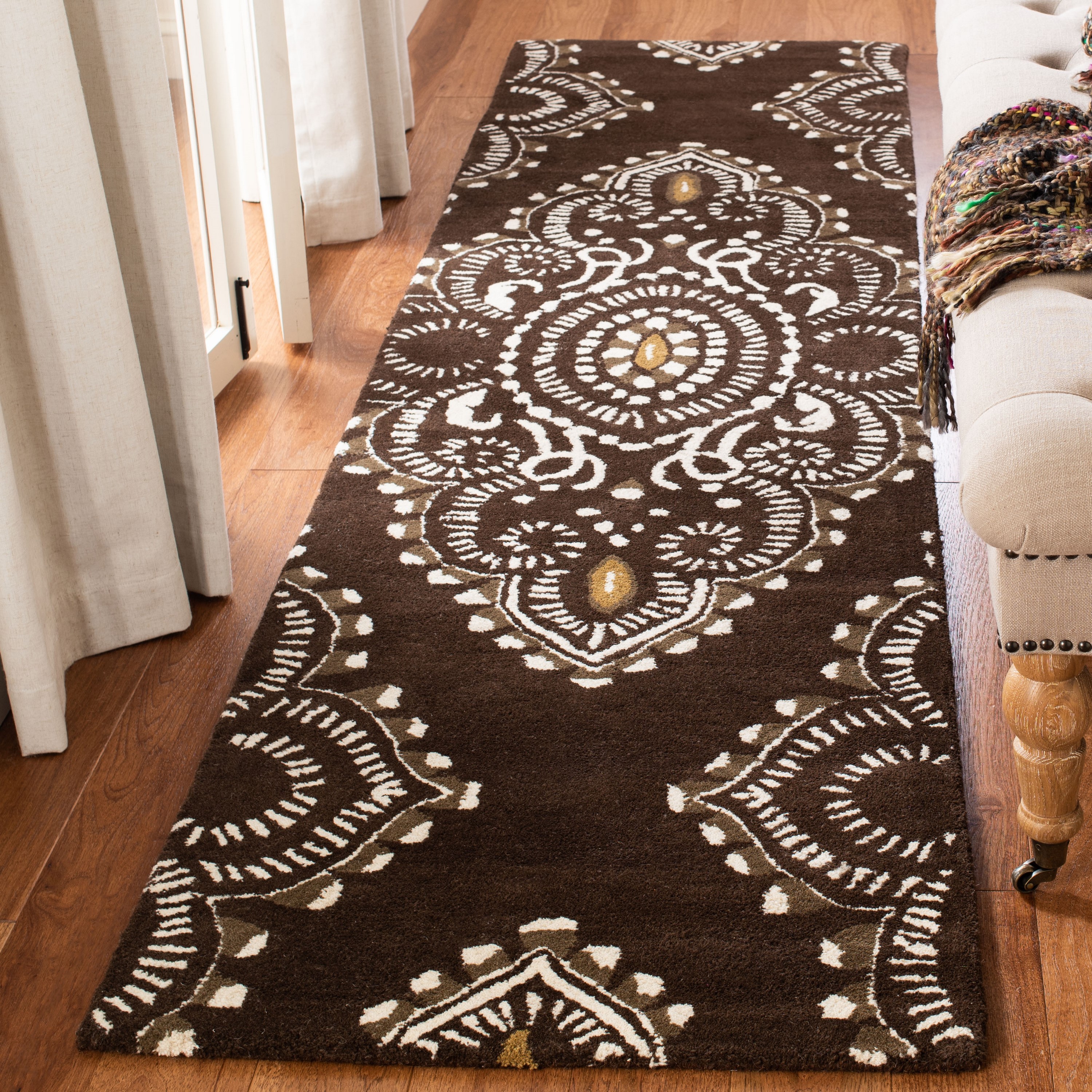 Safavieh WYD372B-29 Wyndham Clifton 2 x 9 (ft) Tufted Wool Brown/Ivory Rectangular Indoor Trellis Bohemian/Eclectic Runner rug