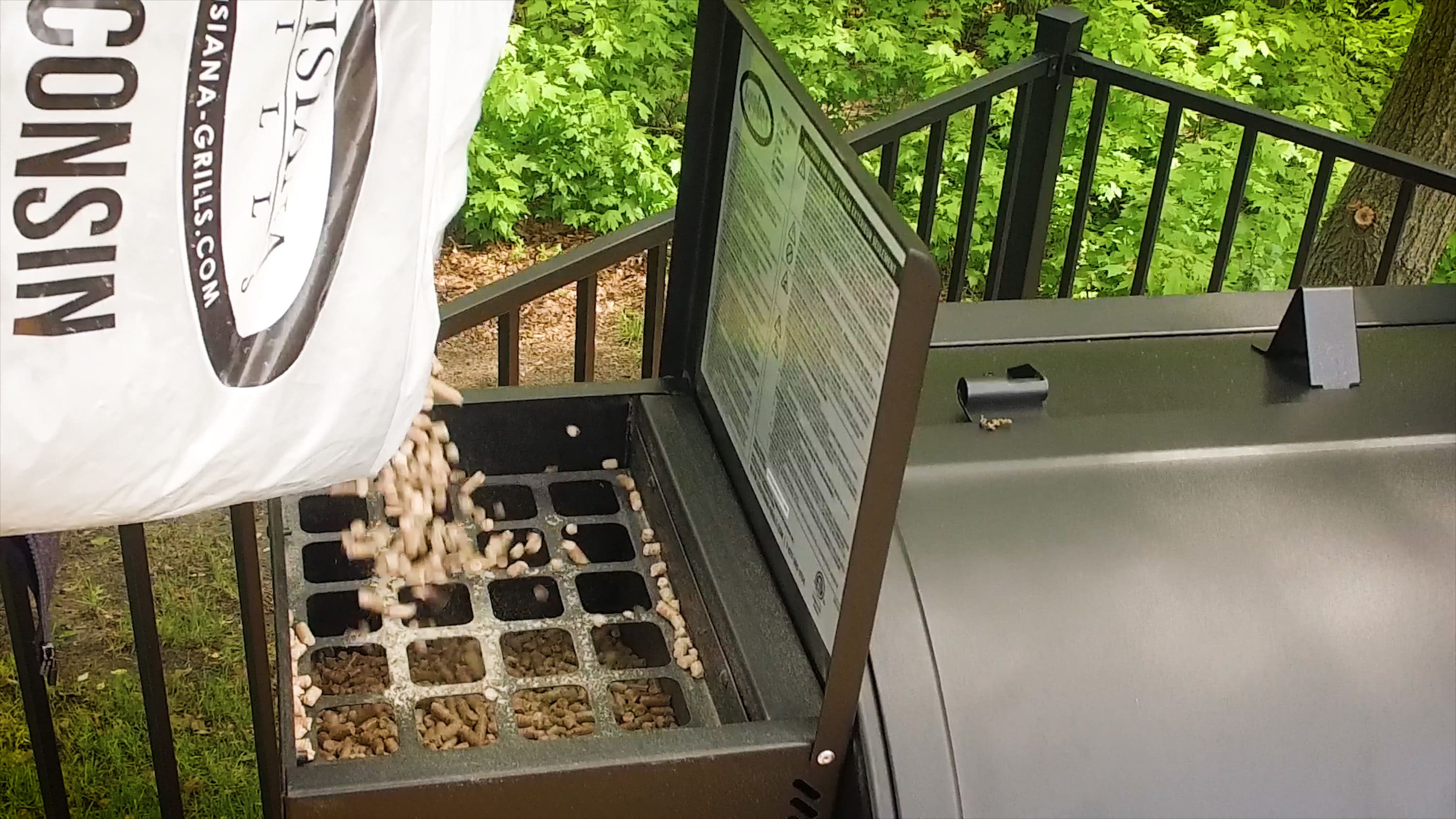 Louisiana Grills 55403 Grilling-Pellets - View #4