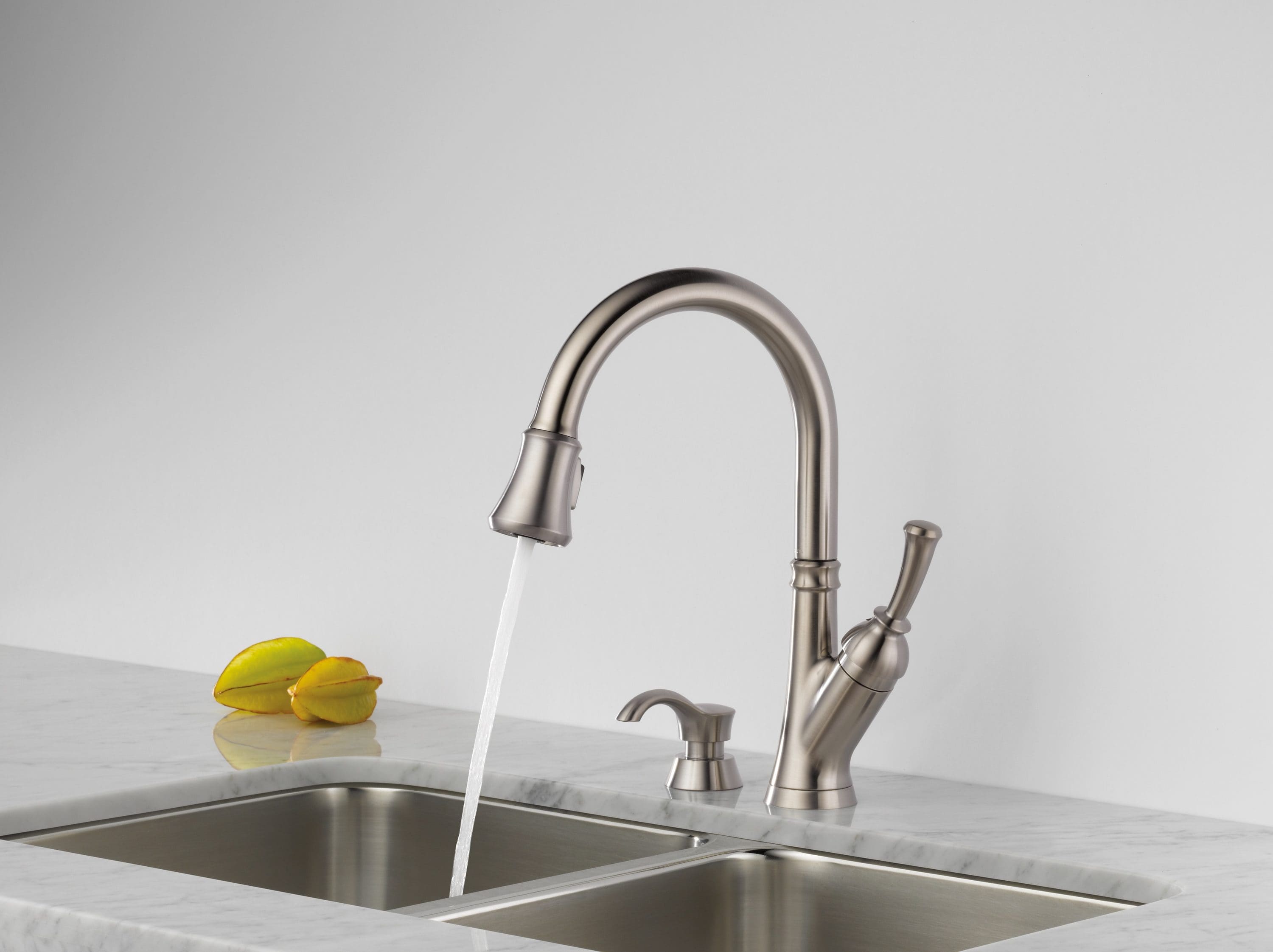 Delta Savile with Filtration Stainless Single Handle Pull-down Built-In ...