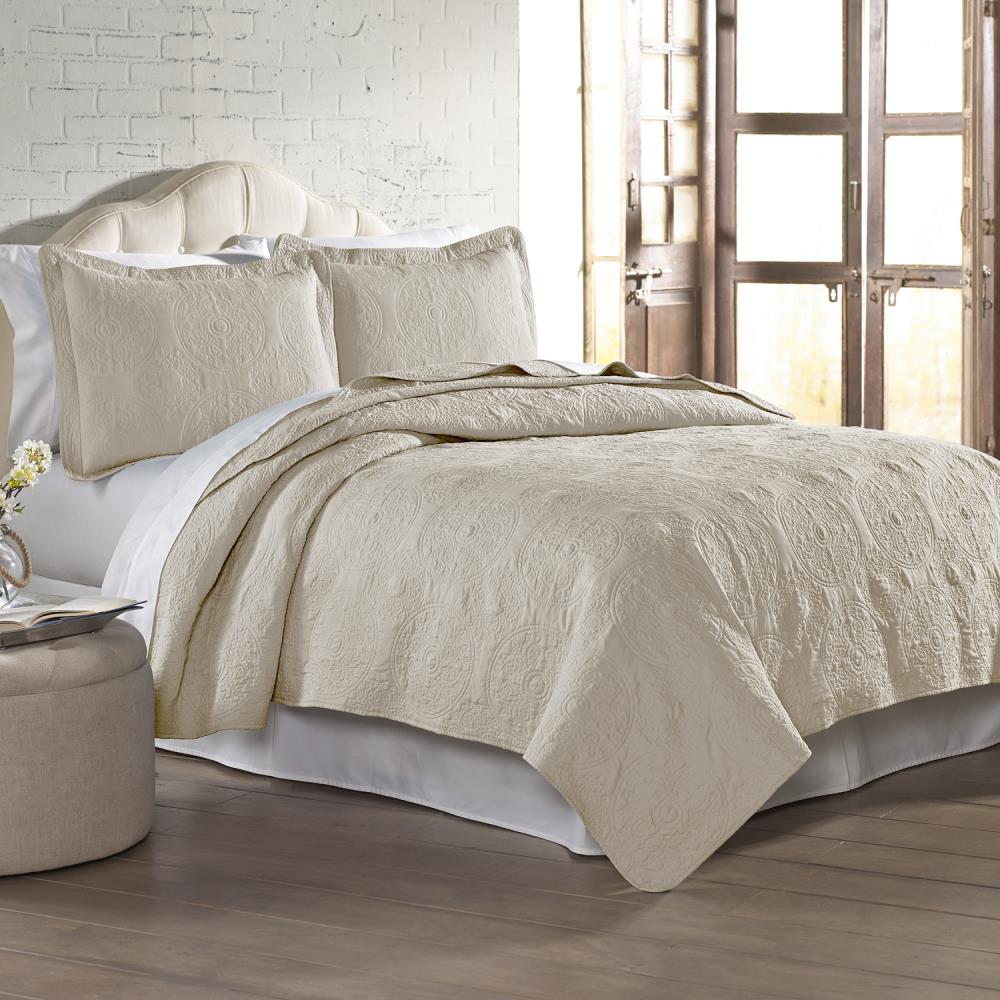 Amrapur Overseas 3MFSQLTG-SND-FQ Solid Embroidered Quilt Set Sand Abstract Reversible Full/Queen Quilt Blend