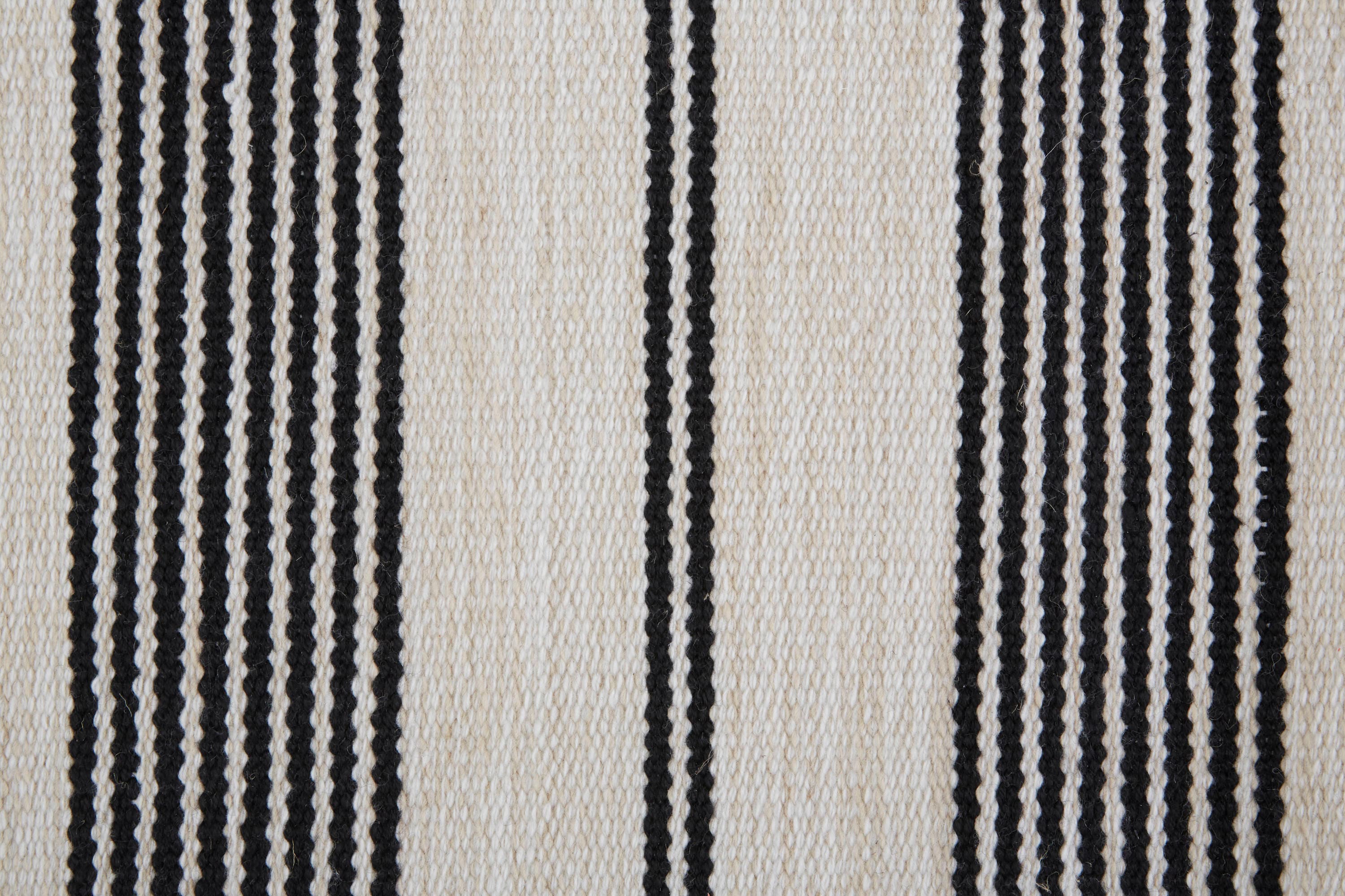 Room Envy 722R0560BLK000G99 rugs - View #4