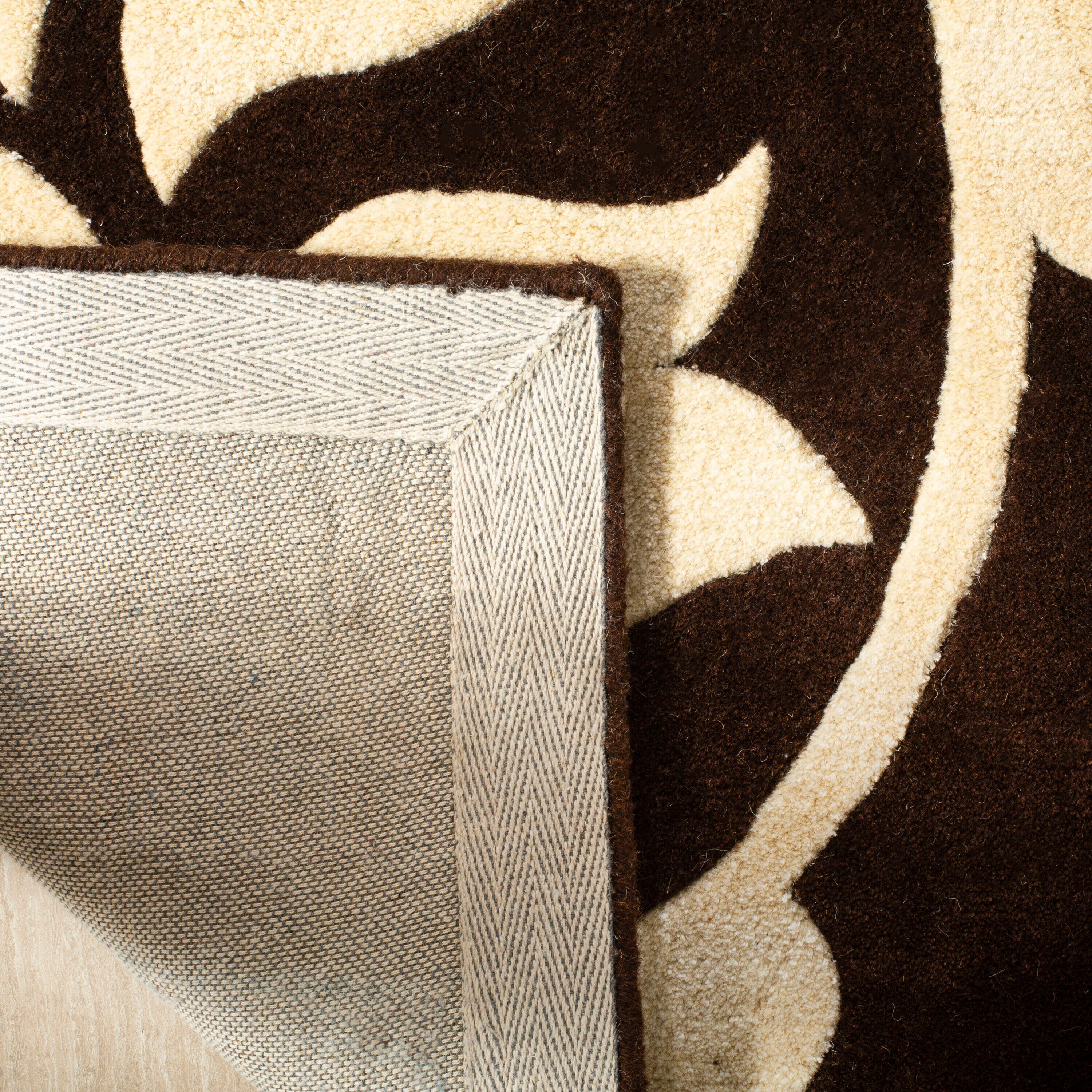Safavieh SOH760A-5 rugs - View #5