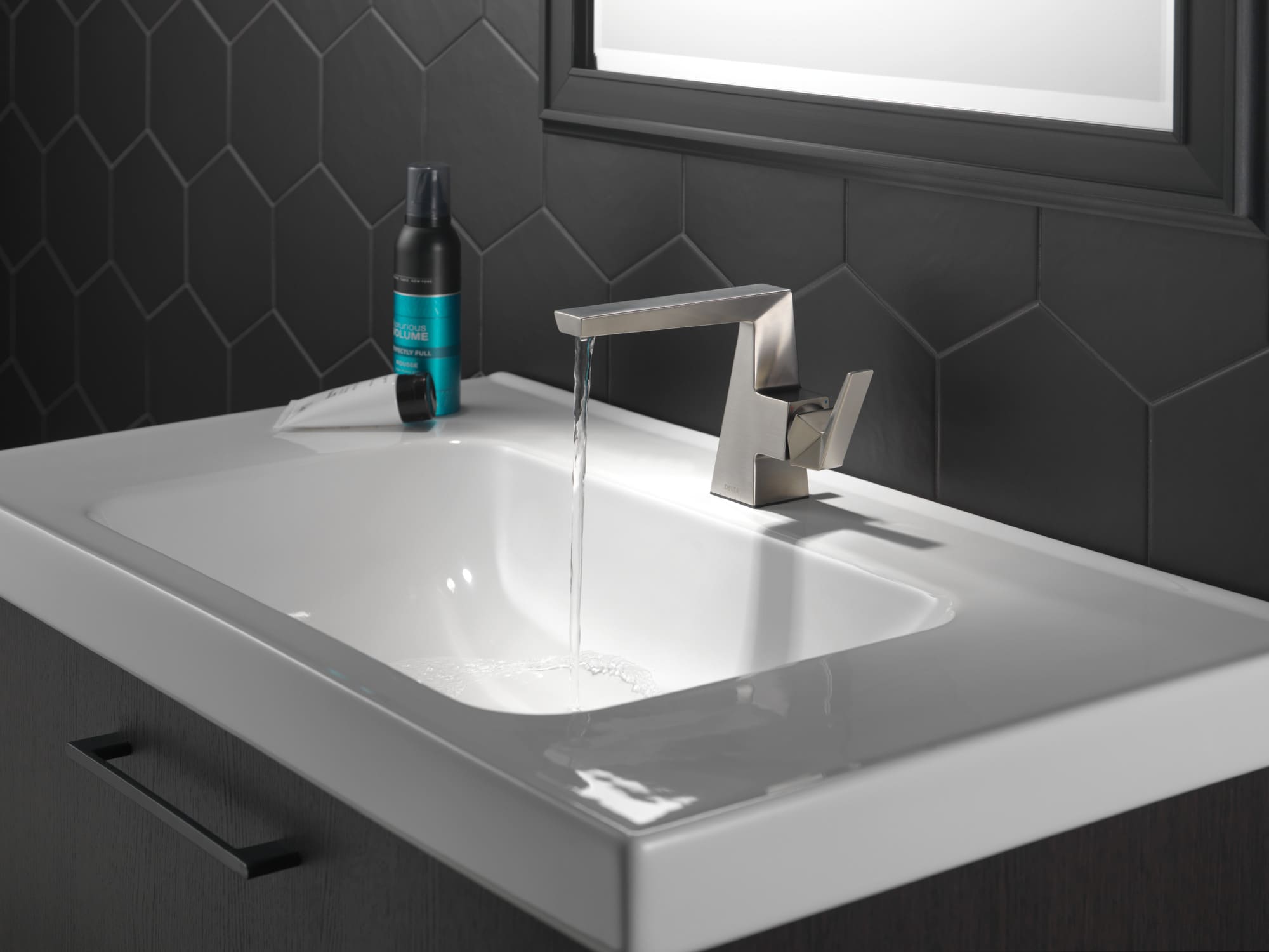 Stainless Steel Single Handle Modern Bathroom Faucet