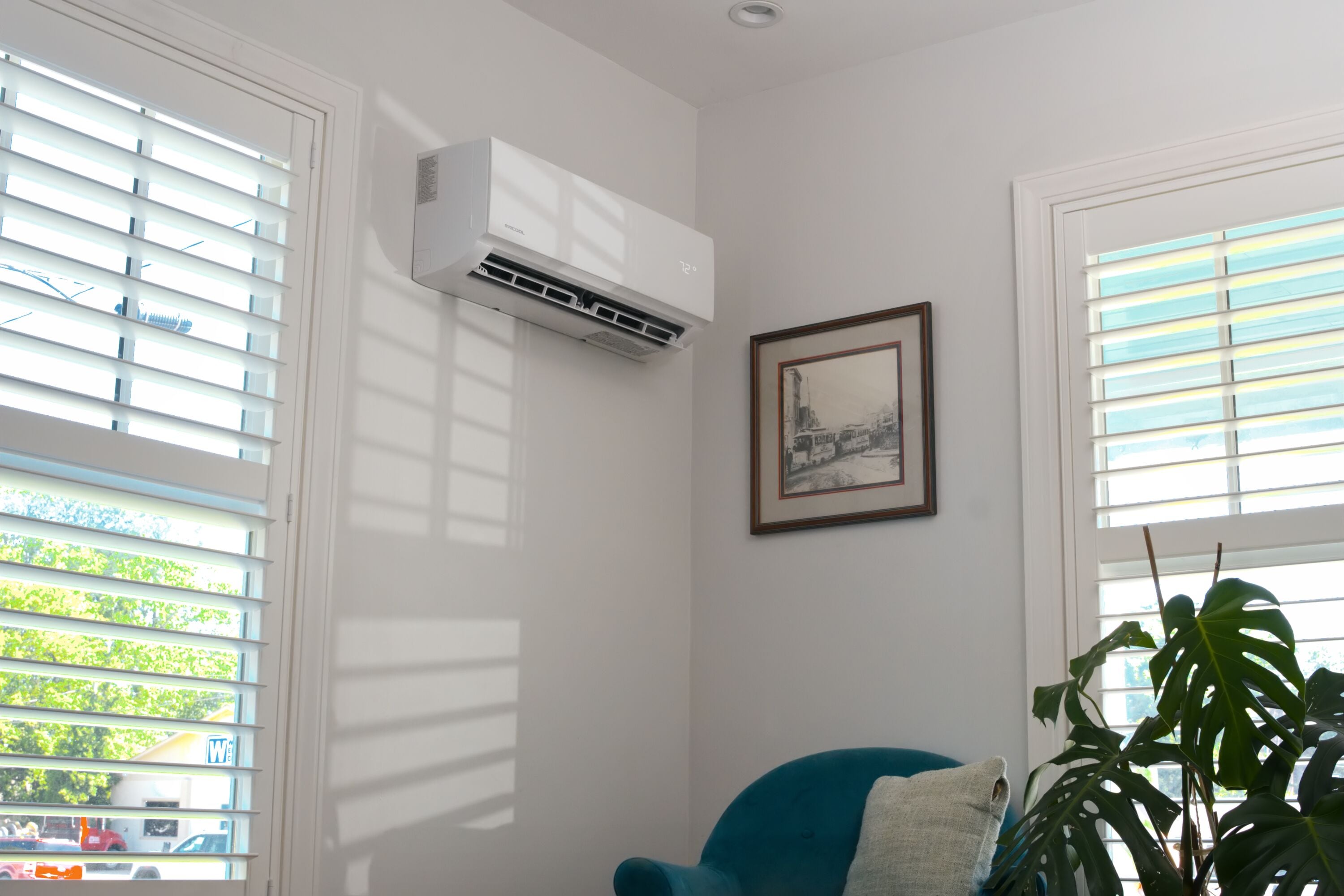 MRCOOL EZPRO-18-HP-23011DEO Ductless-Mini-Splits - View #10