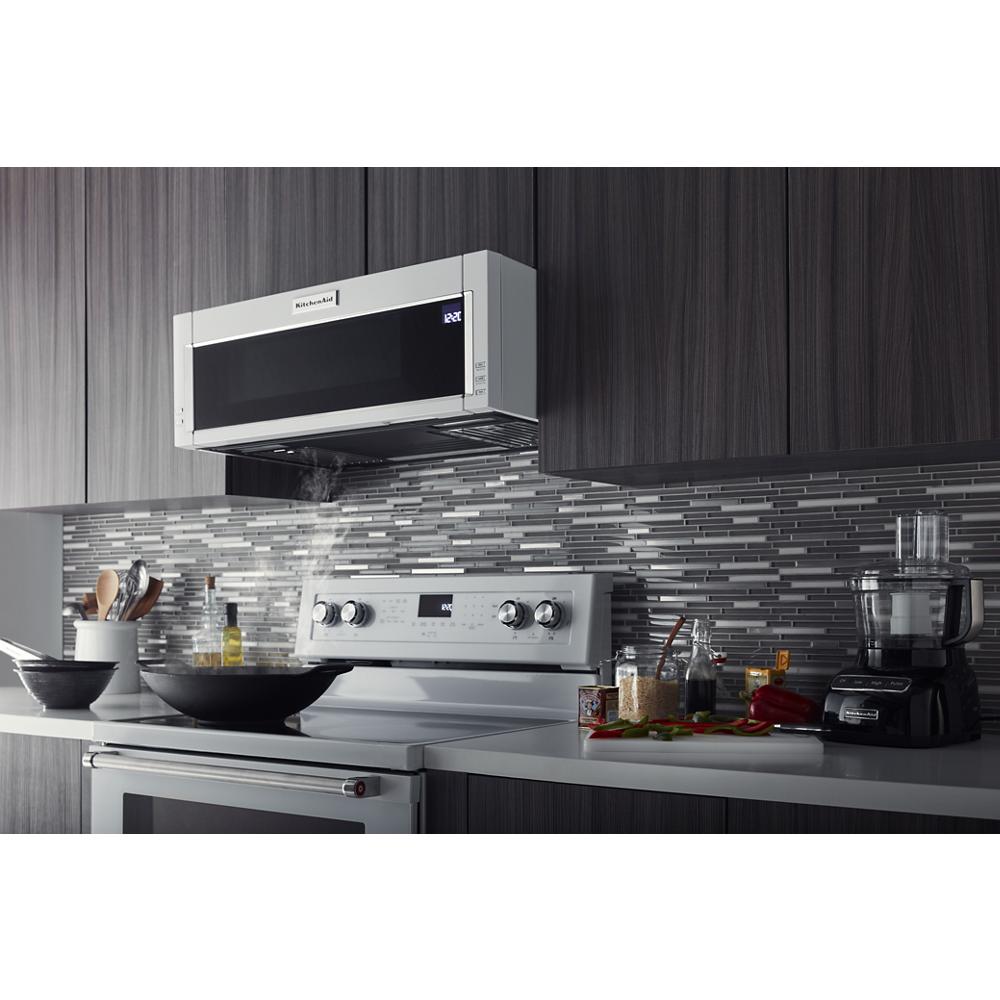 KitchenAid 30-in Glass Top 5 Burners 6.4-cu ft Self-Cleaning Freestanding  Electric Range (White) in the Single Oven Electric Ranges department at