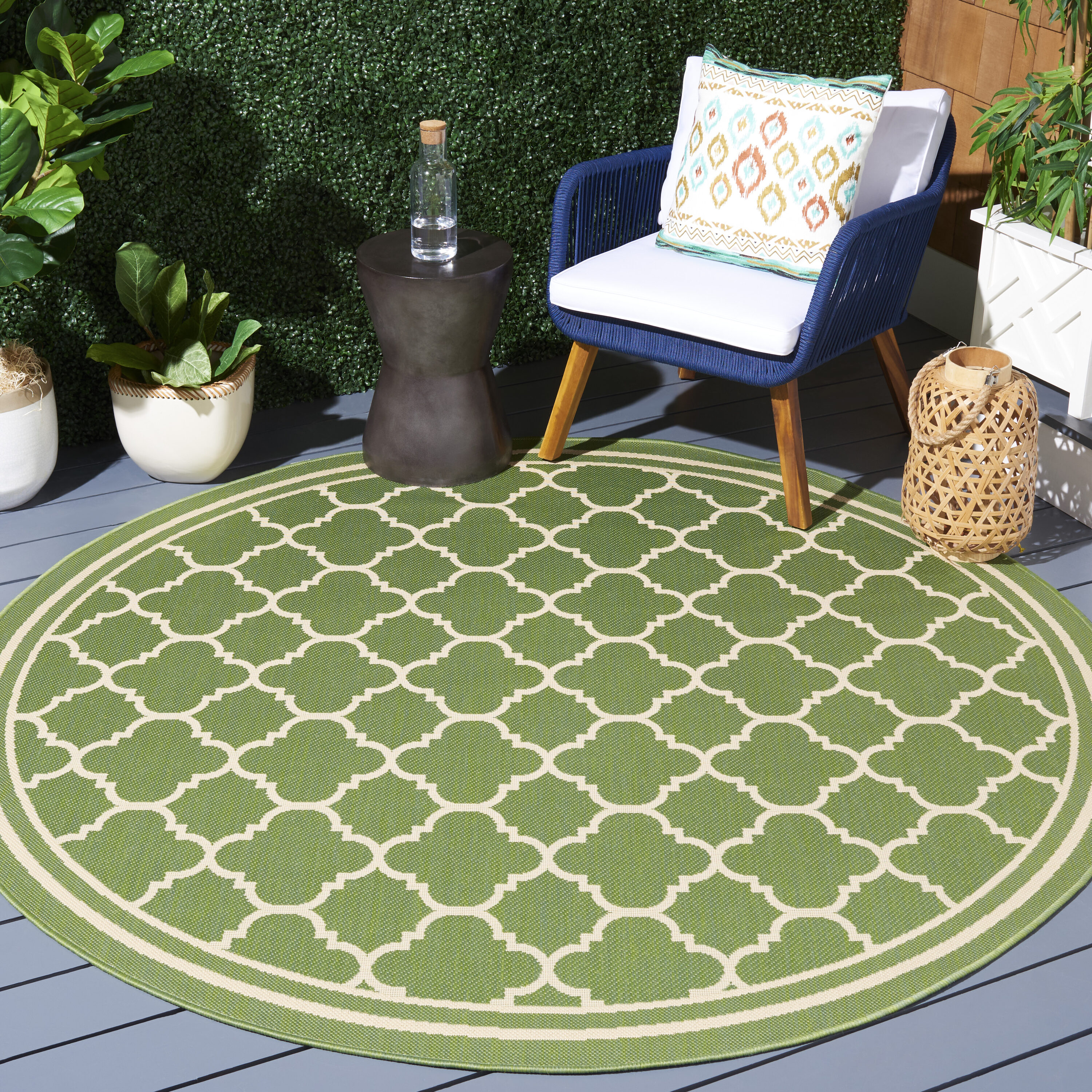 Safavieh CY6918-244-4R Courtyard Samana 4 x 4 (ft) Loomed Polypropylene Green/Beige Round Indoor/Outdoor Trellis Area rug