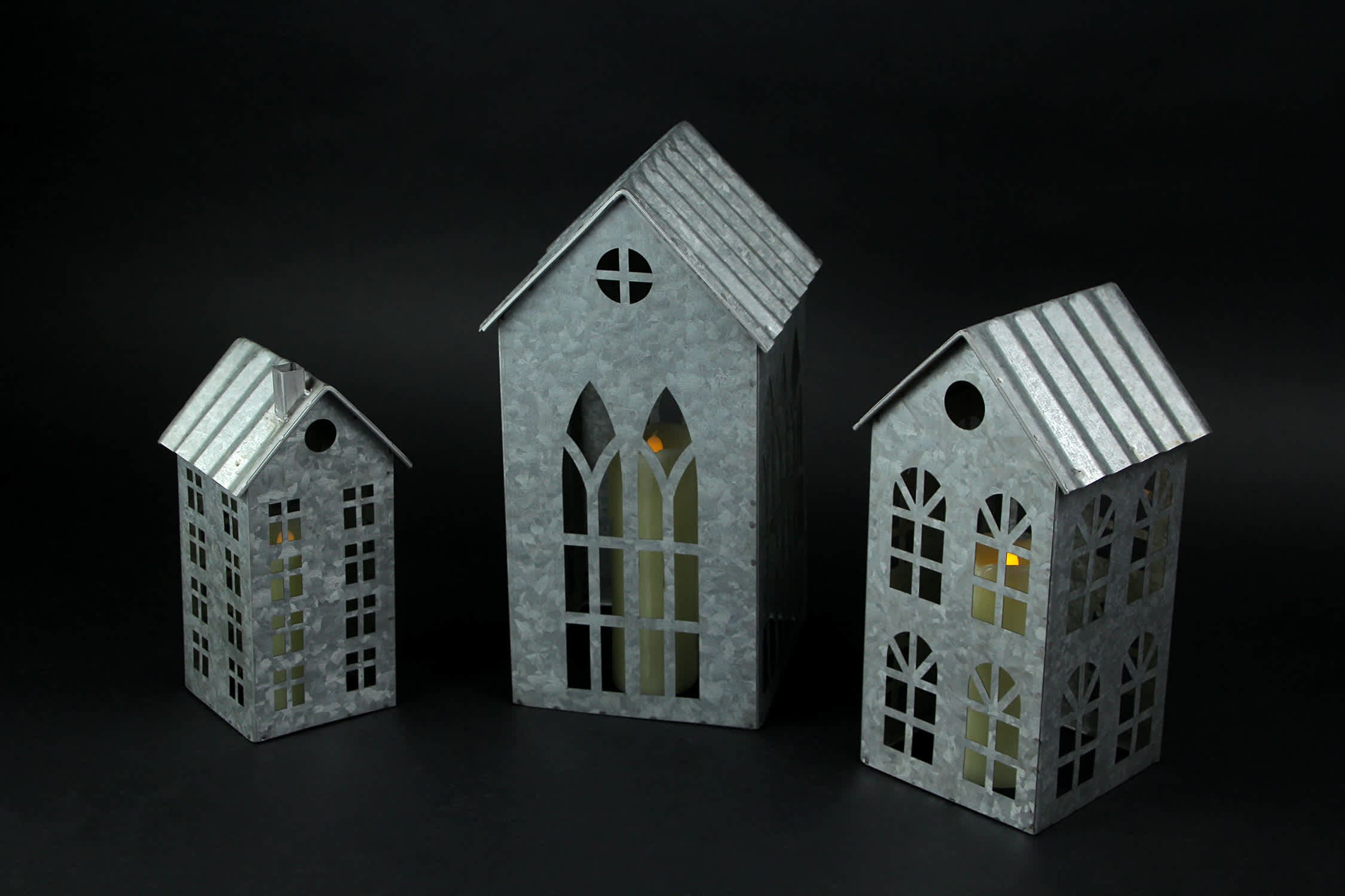 Zeckos ZKO-99047 Candle-Holders - View #7