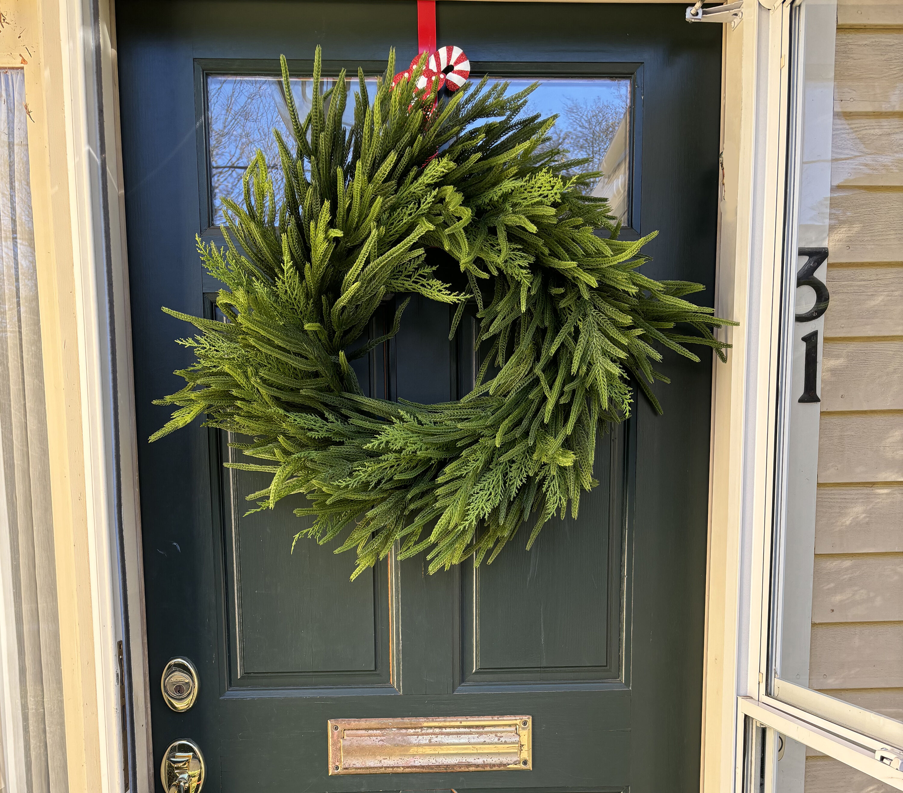Worth Imports 9986 Artificial-Christmas-Wreaths - View #3