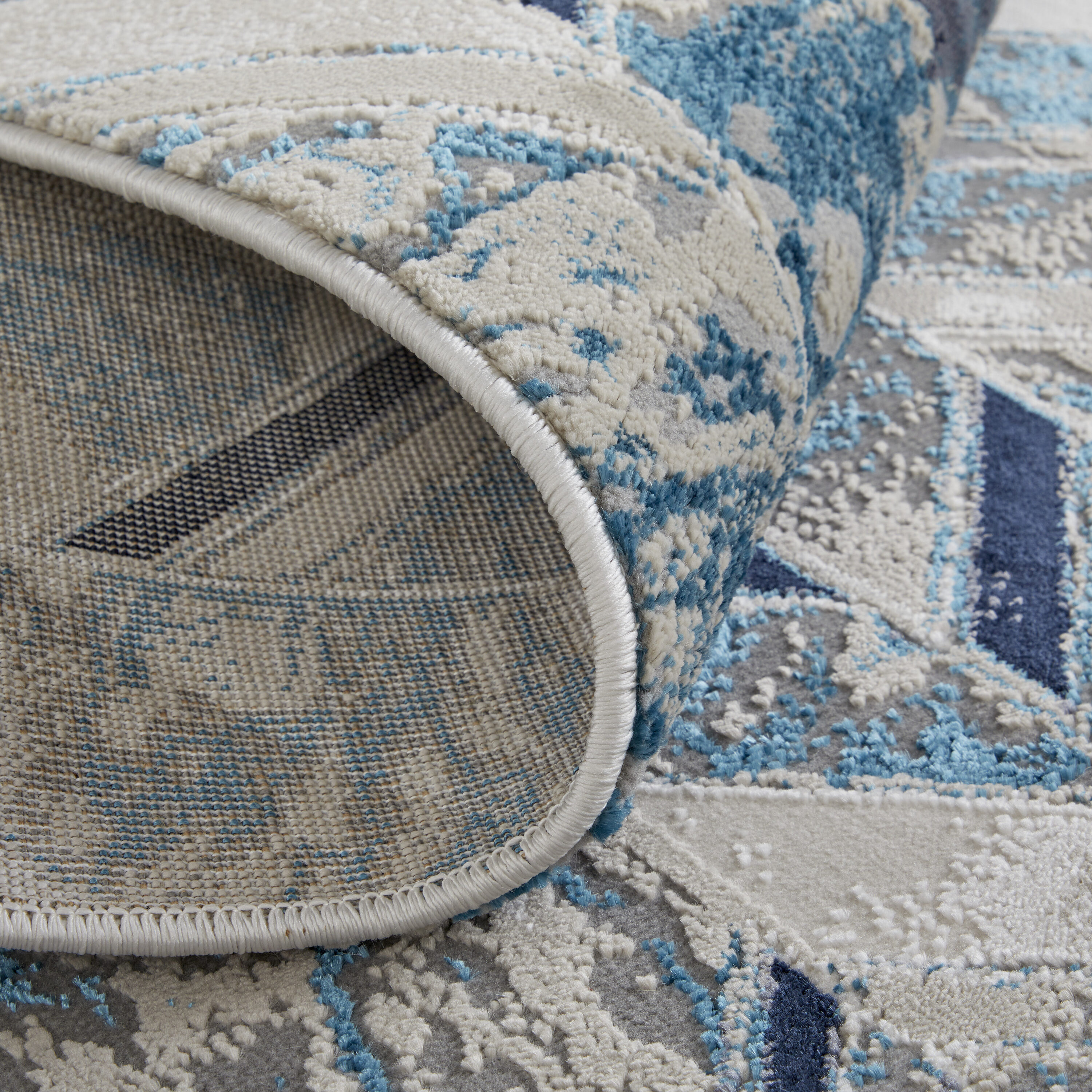 Blue and Gray Geometric Synthetic 4' x 6' Area Rug