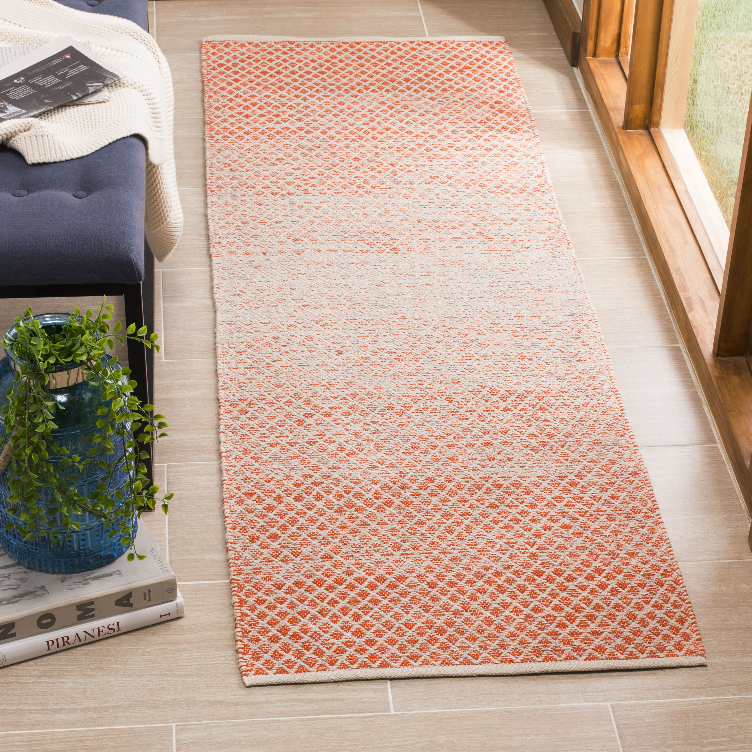Safavieh MTK601D-27 Montauk Mindil 2 x 7 (ft) Cotton Orange/Ivory Rectangular Indoor Ombre Coastal Runner rug