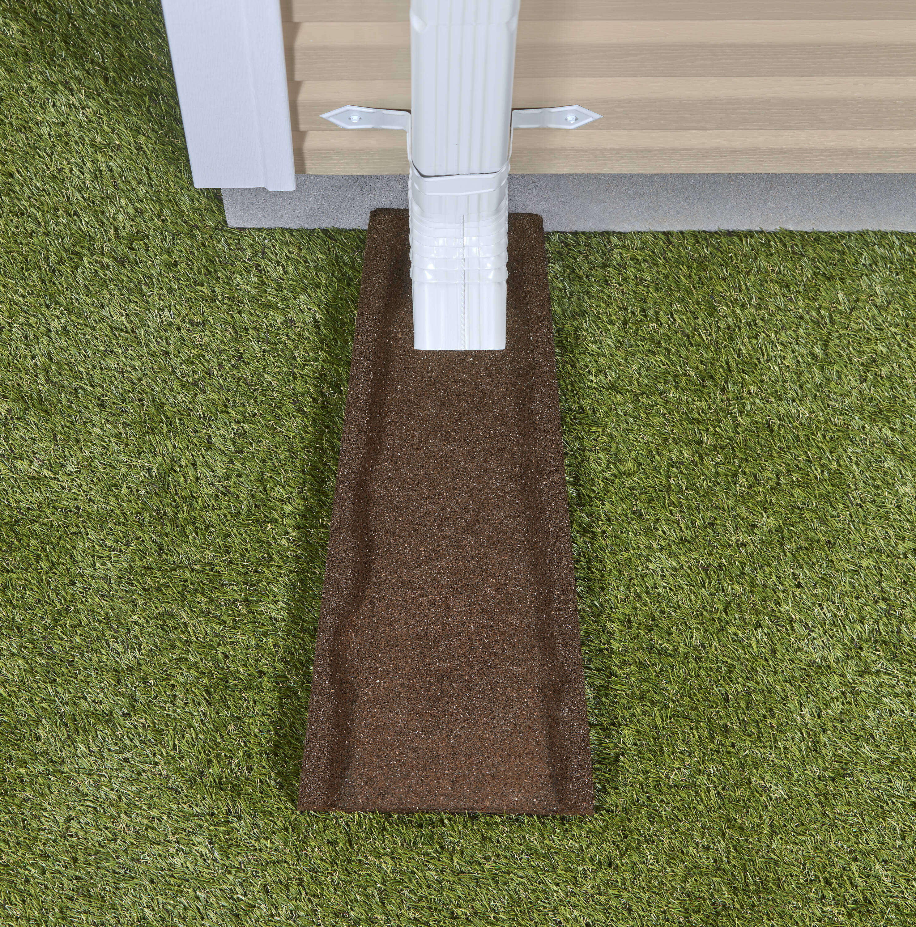 GroundSmart Rubber 10-in x 1.8-ft Gutter guard