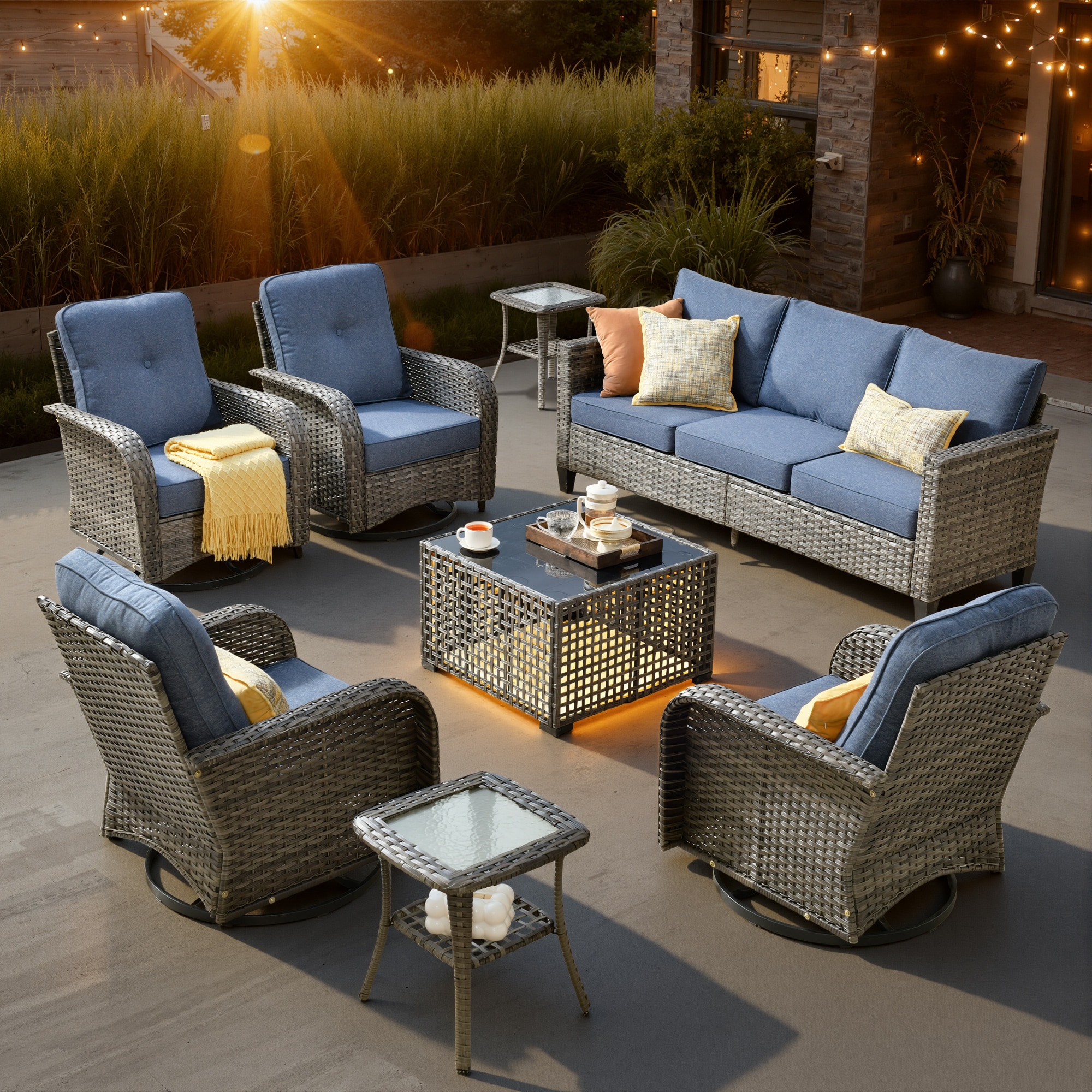 ALTRIGUS 6LYZGNCNEWGRS3081AL 8 -Piece Wicker Patio Sofa Conversation Set with Blue Cushions