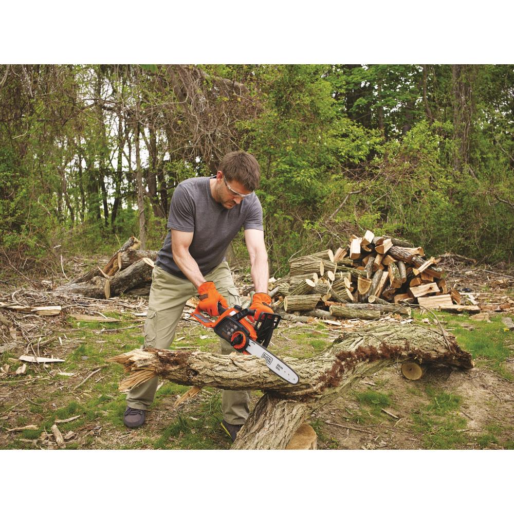  BLACK+DECKER 40V MAX Cordless Chainsaw with Extra Battery,  2.0-Ah (LCS1240 & LBX2040) : Patio, Lawn & Garden