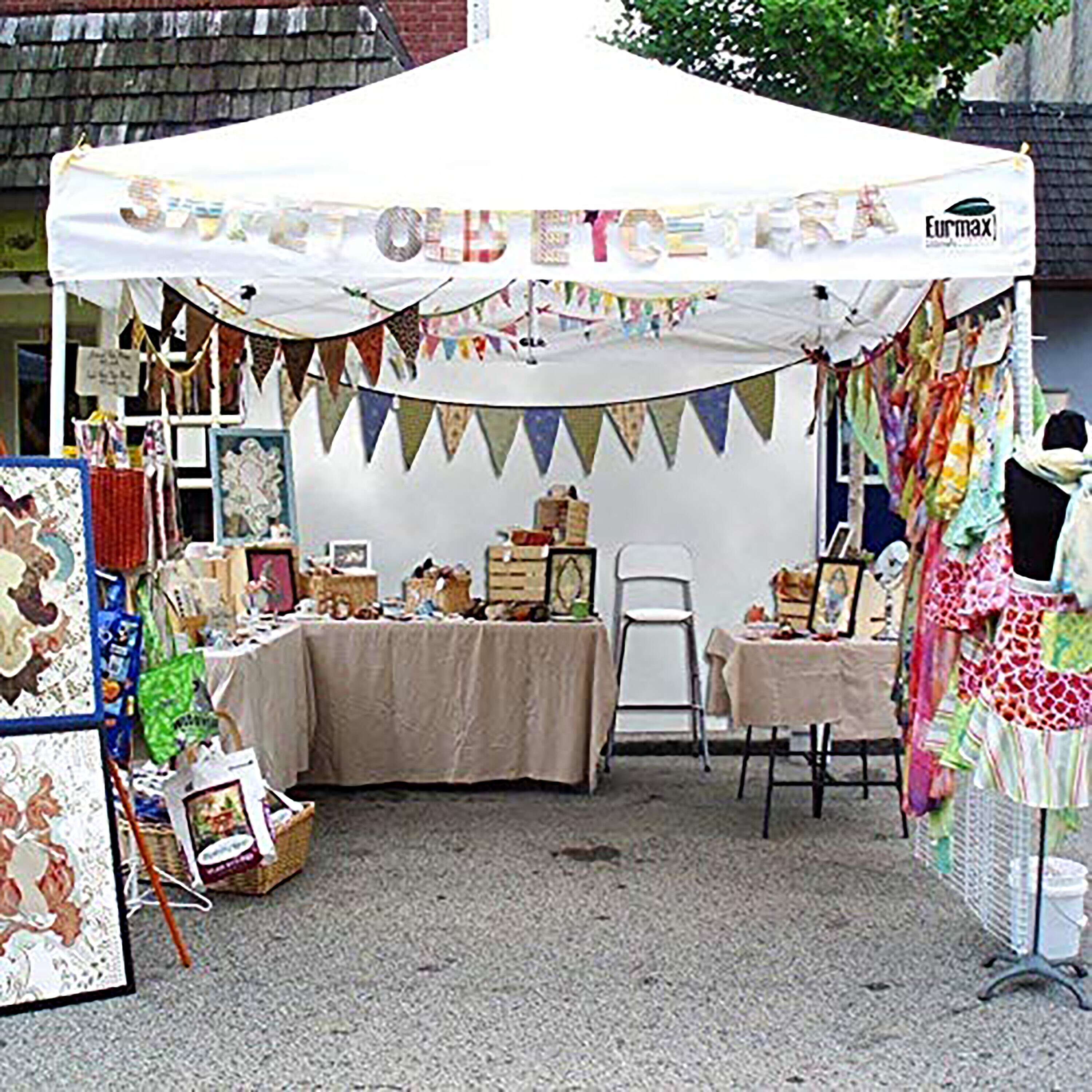 Eurmax 8-ft X 8-ft Square Red Pop-up Canopy In The Canopies Department ...