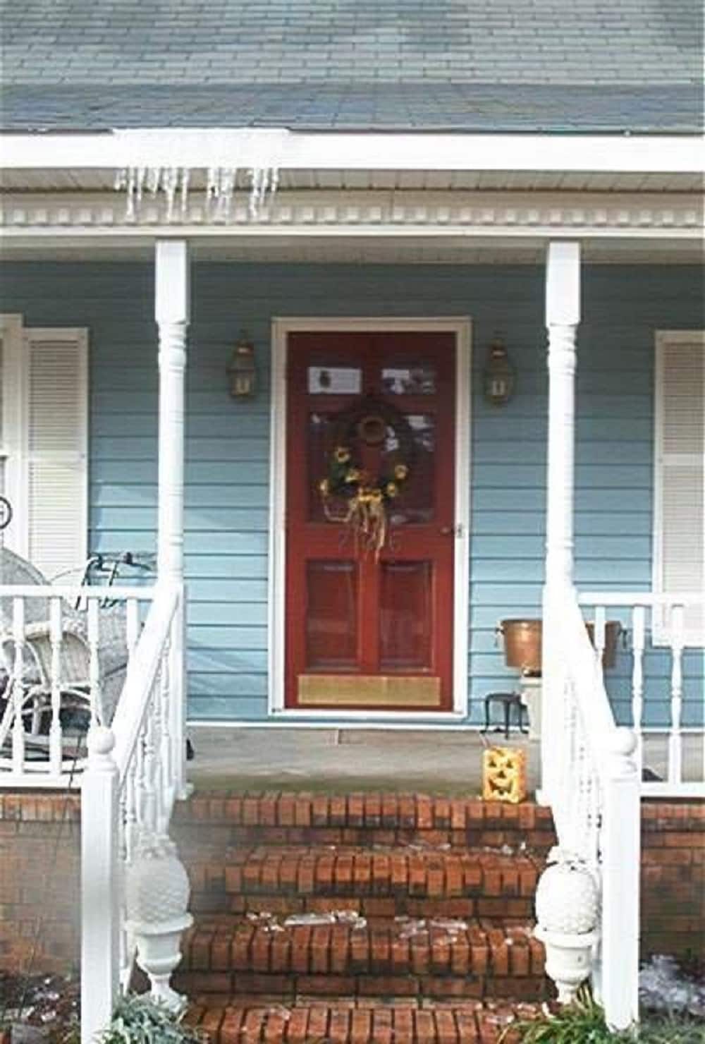 Severe Weather PFS448T40C Deck-Posts - View #4